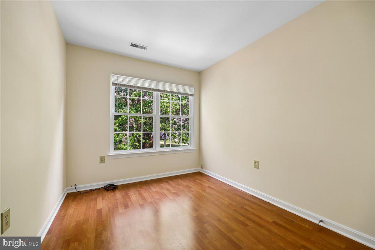 HOMELAND VILLAGE - Residential