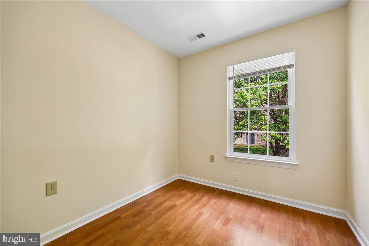 HOMELAND VILLAGE - Residential