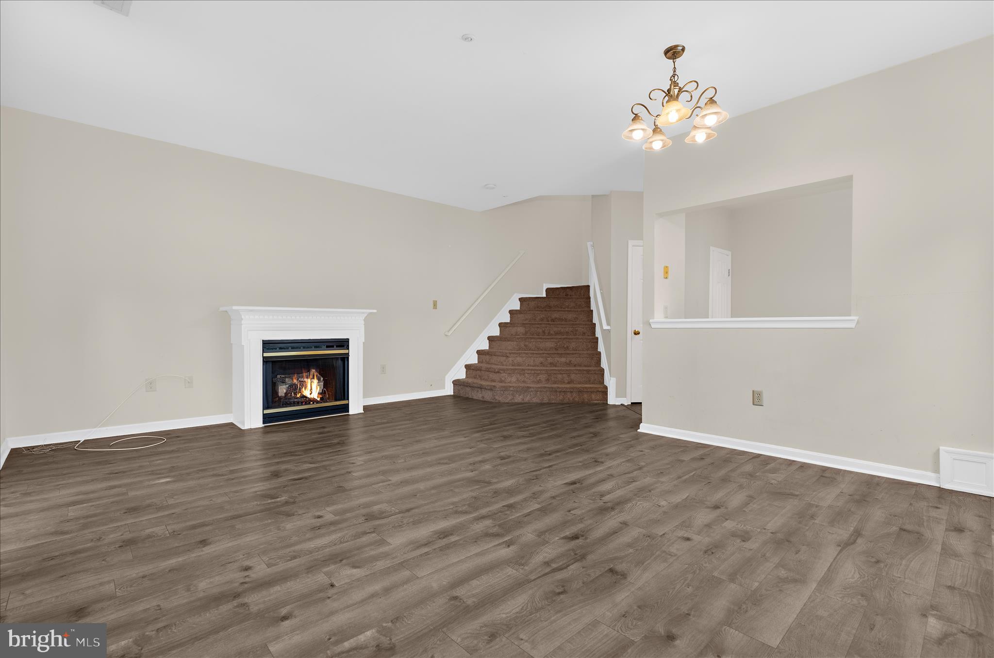 SEVEN OAKS - Residential