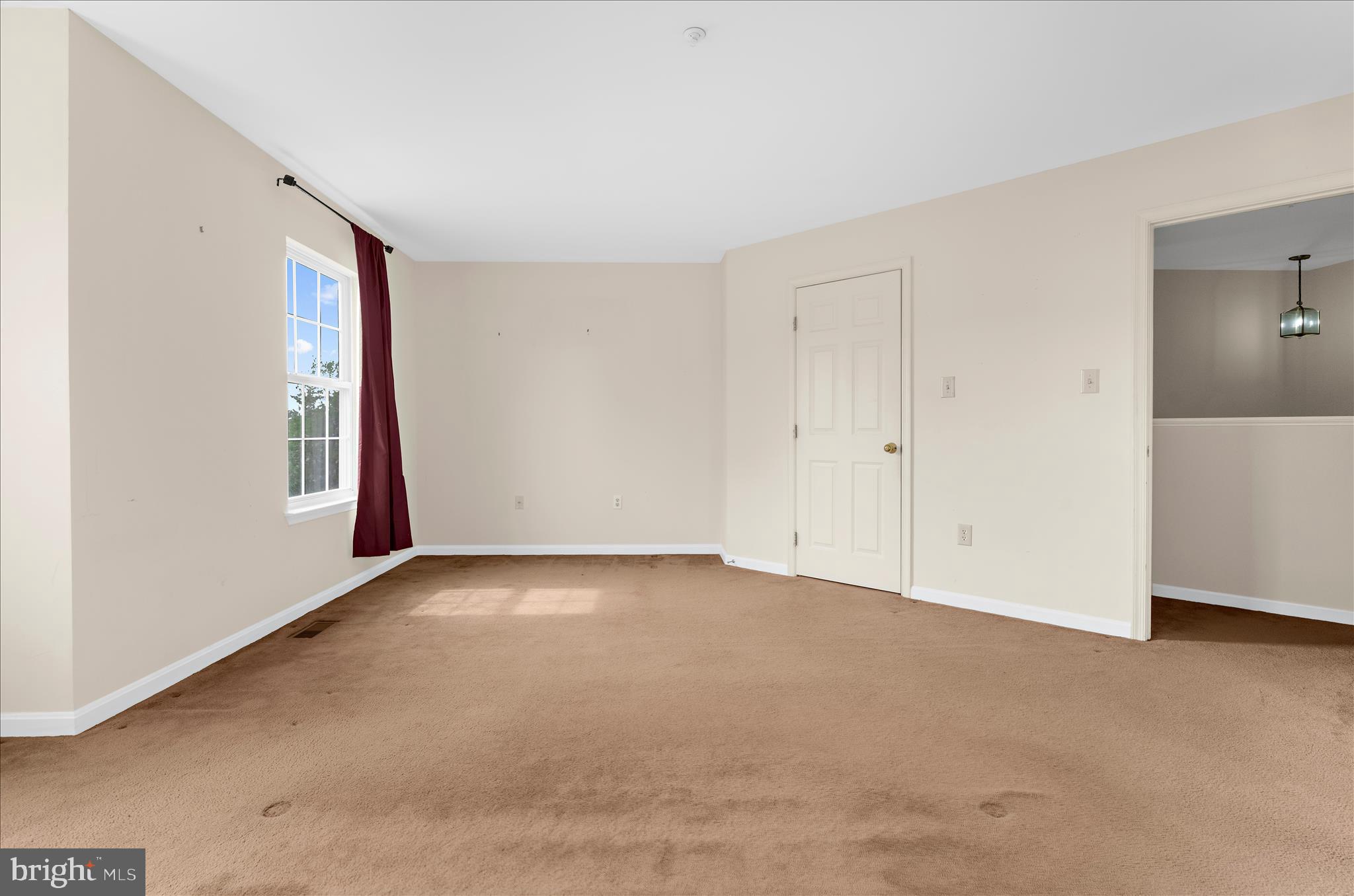 SEVEN OAKS - Residential