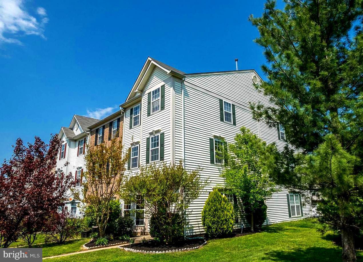 2013 BELL POINT COURT