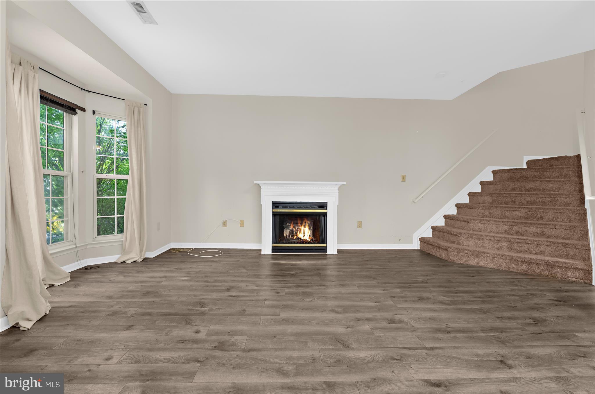 SEVEN OAKS - Residential