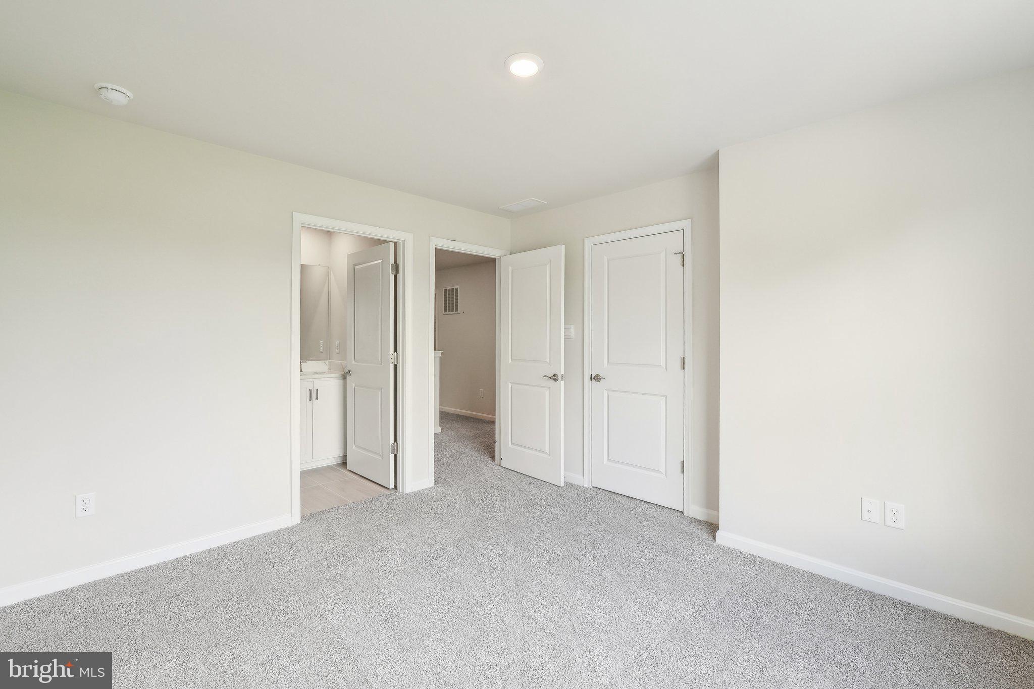 SPRING LAKES - Residential