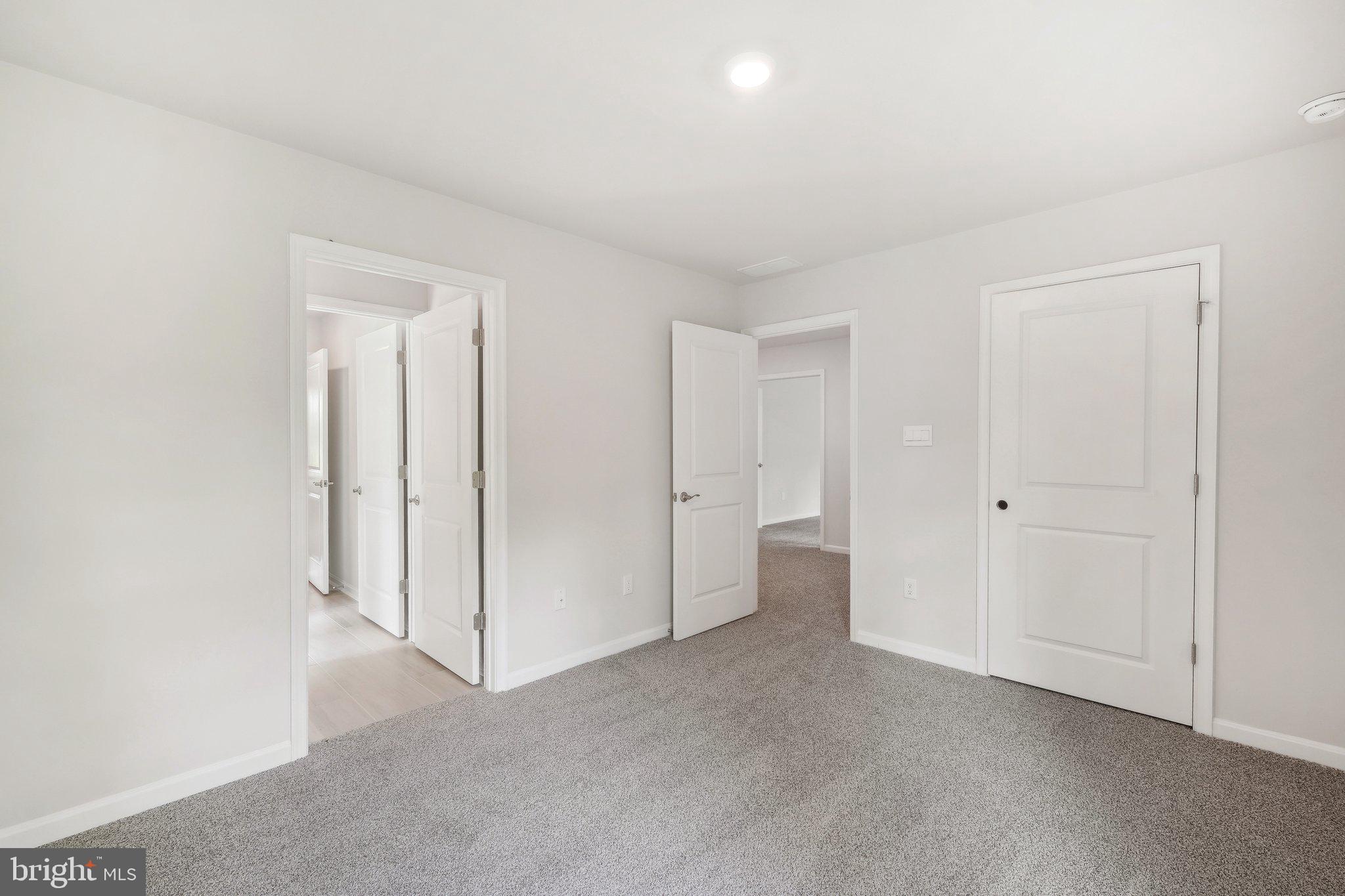 SPRING LAKES - Residential