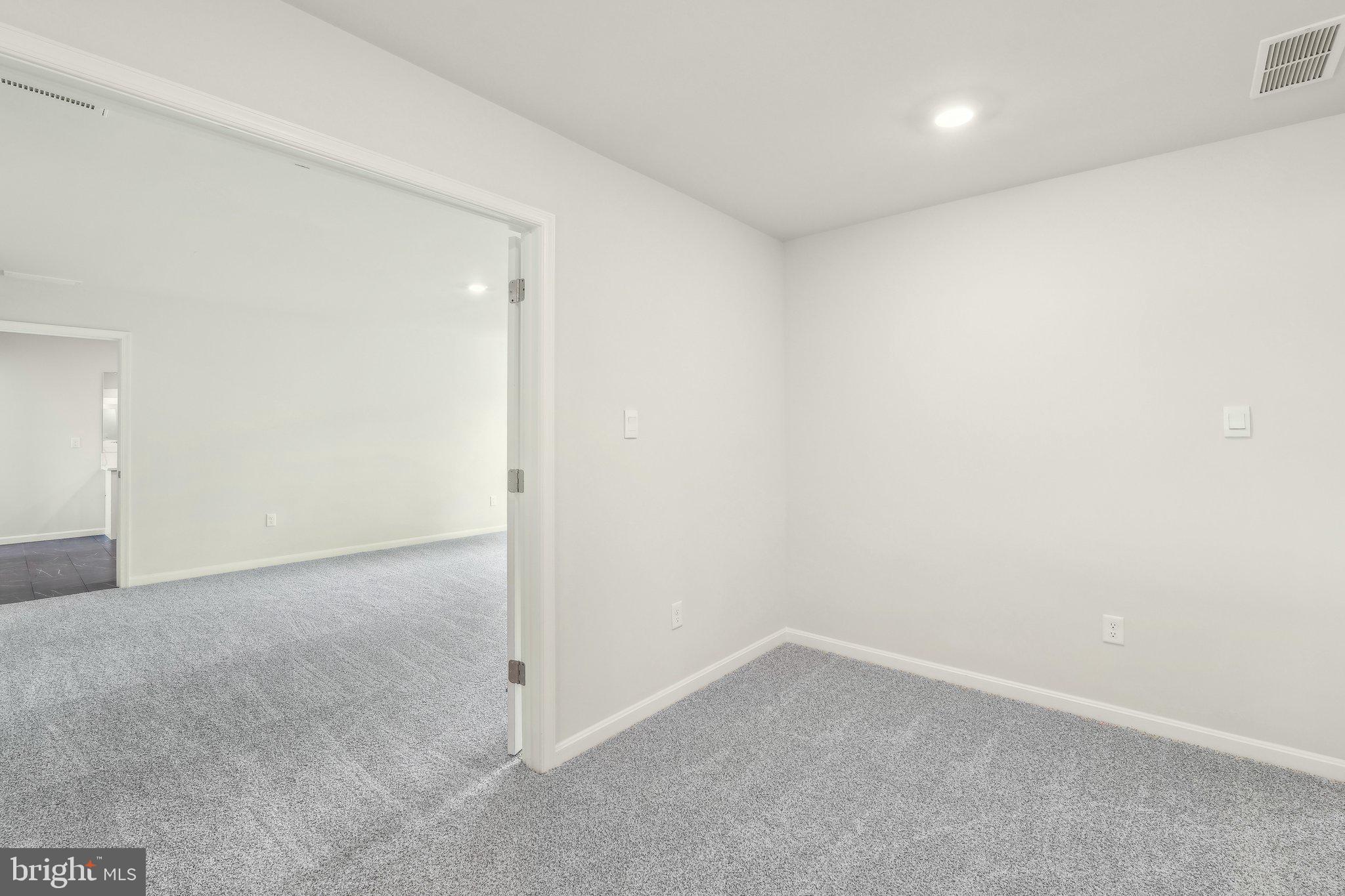 SPRING LAKES - Residential