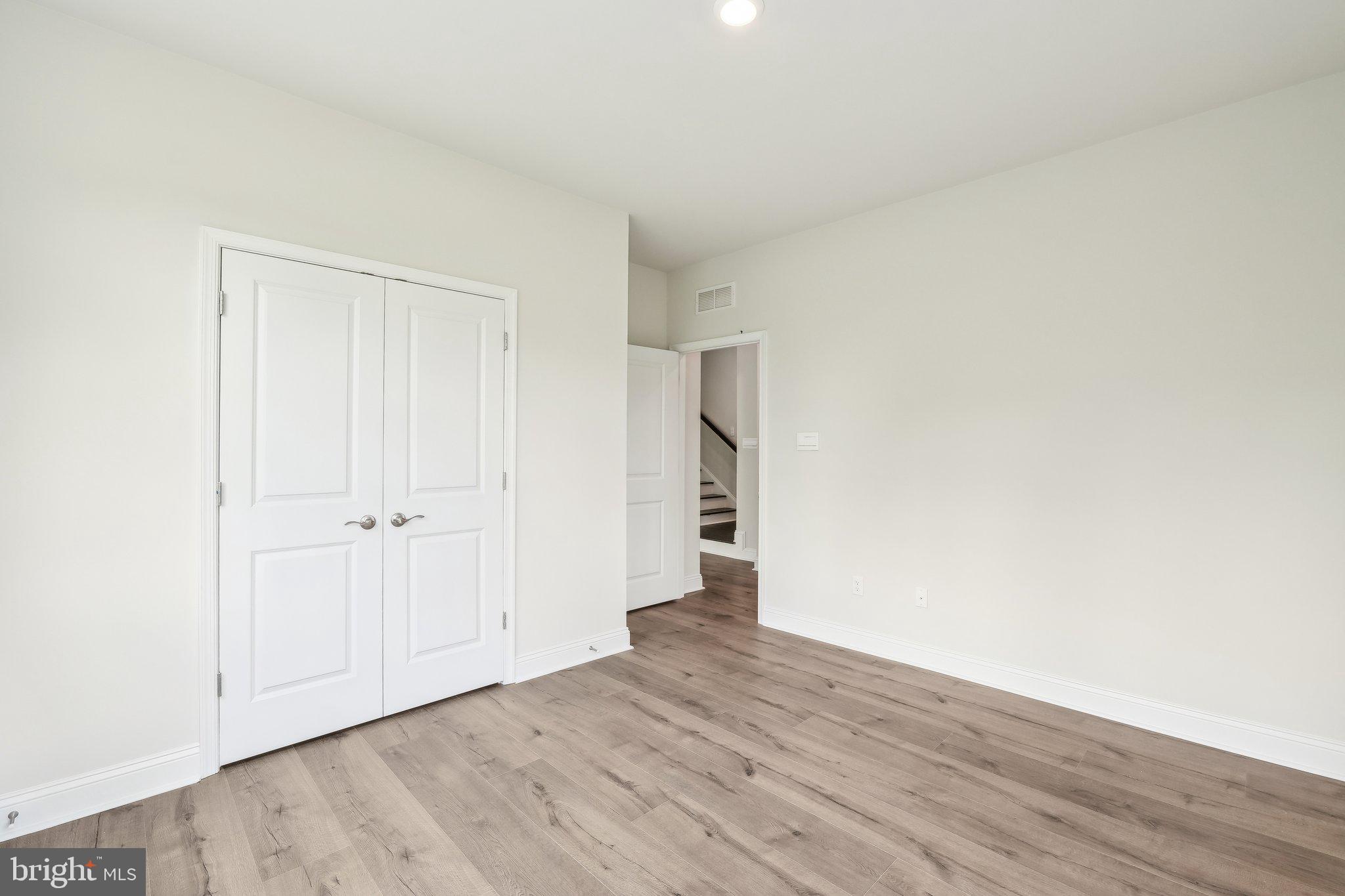 SPRING LAKES - Residential