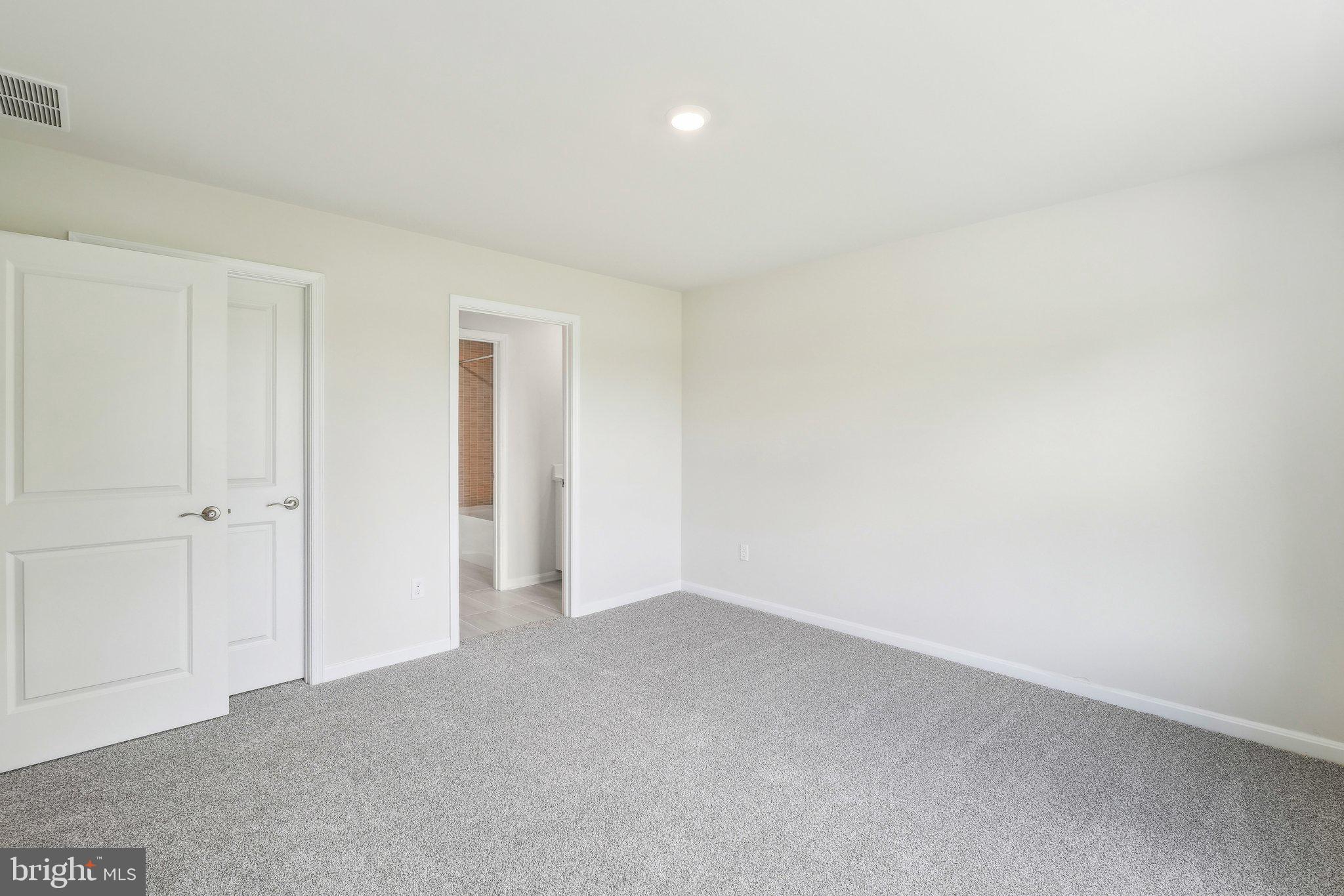 SPRING LAKES - Residential