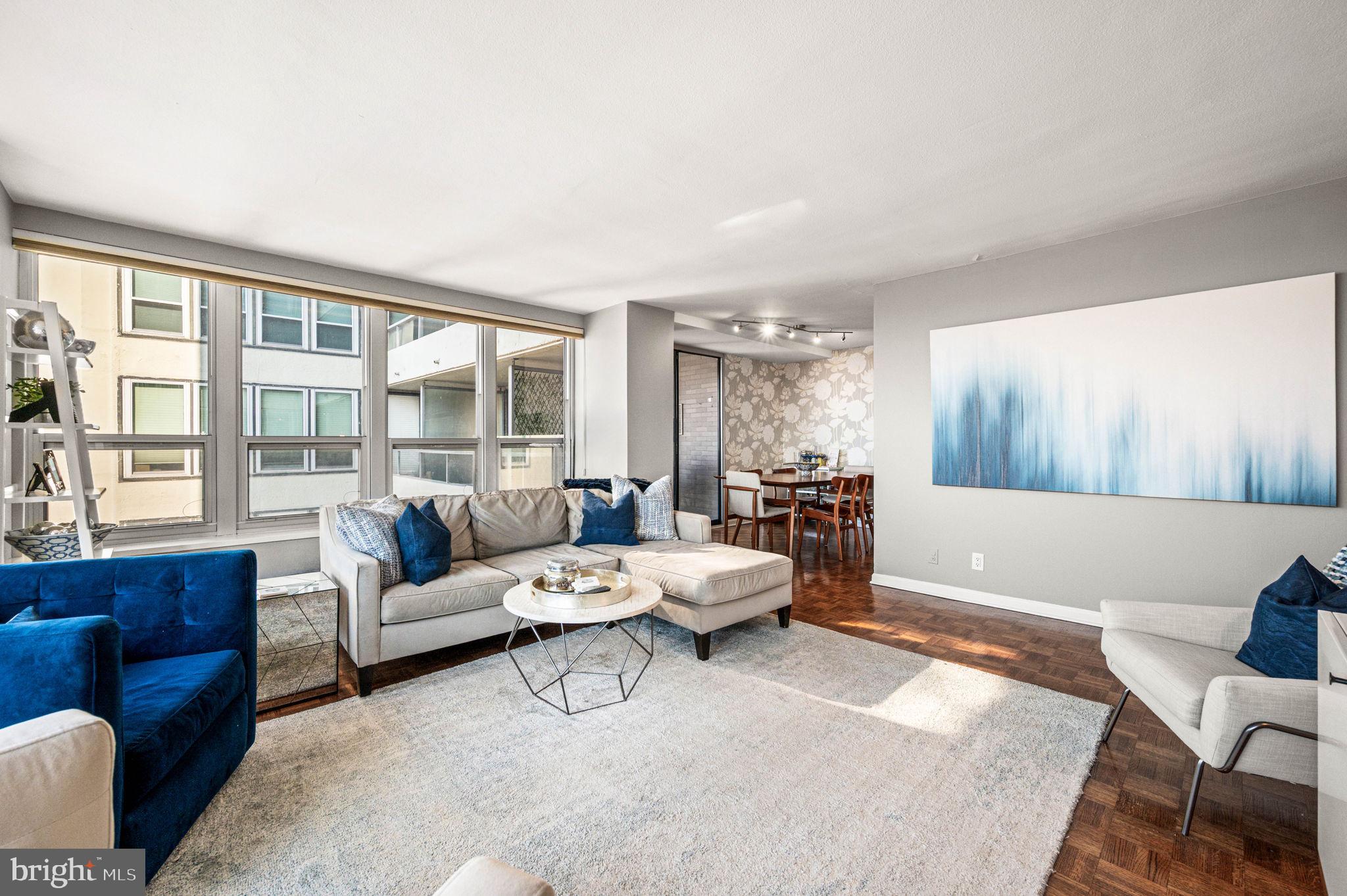 224 W RITTENHOUSE 2010