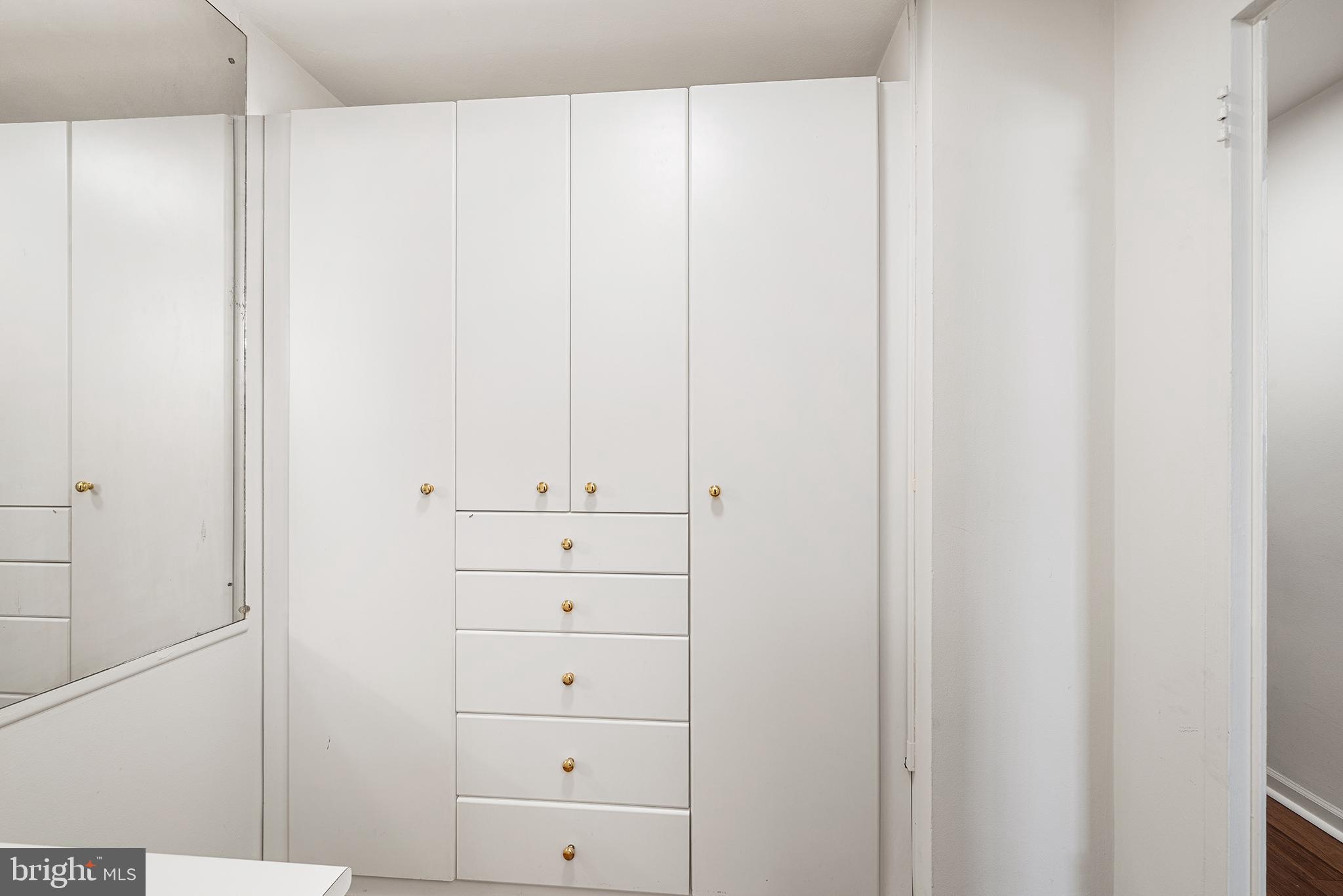 HOPKINSON HOUSE - Residential