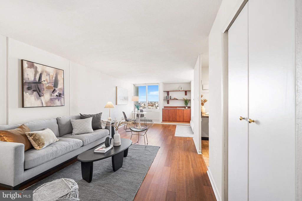 Photo of 604 - 36 S Washington Square #2606, PHILADELPHIA, PA 19106 (MLS # PAPH2566552)