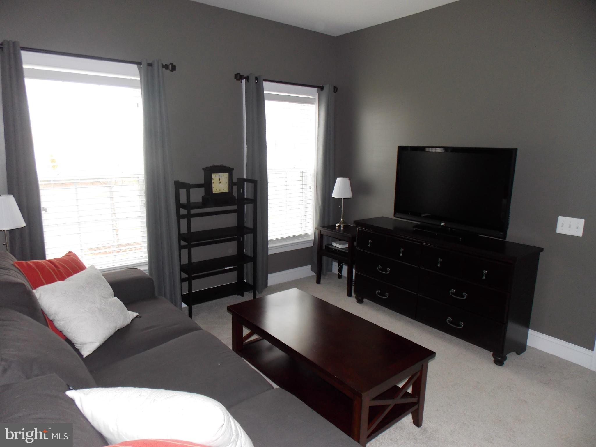 OAKLAWN - Residential