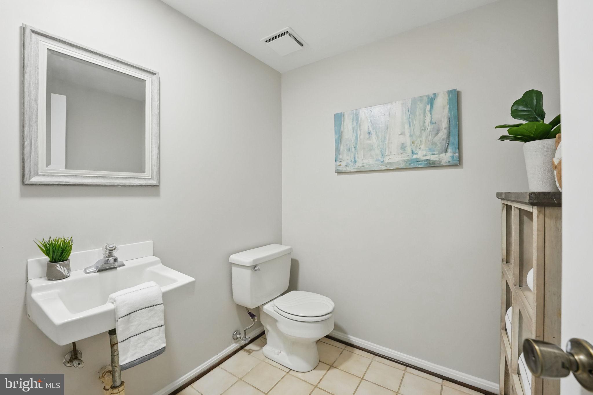 FOX MILL WOODS - Residential