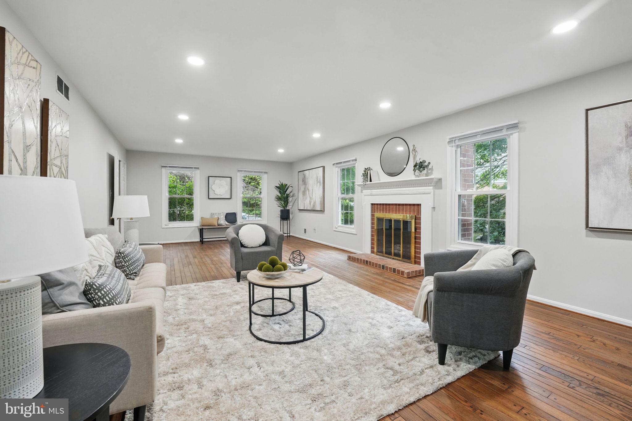 2624 BLACK FIR COURT