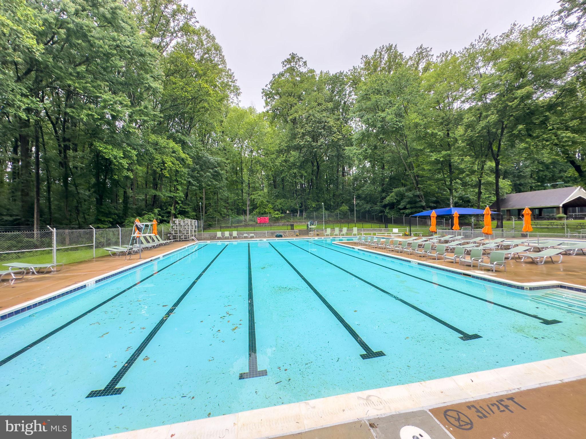 FOX MILL WOODS - Residential