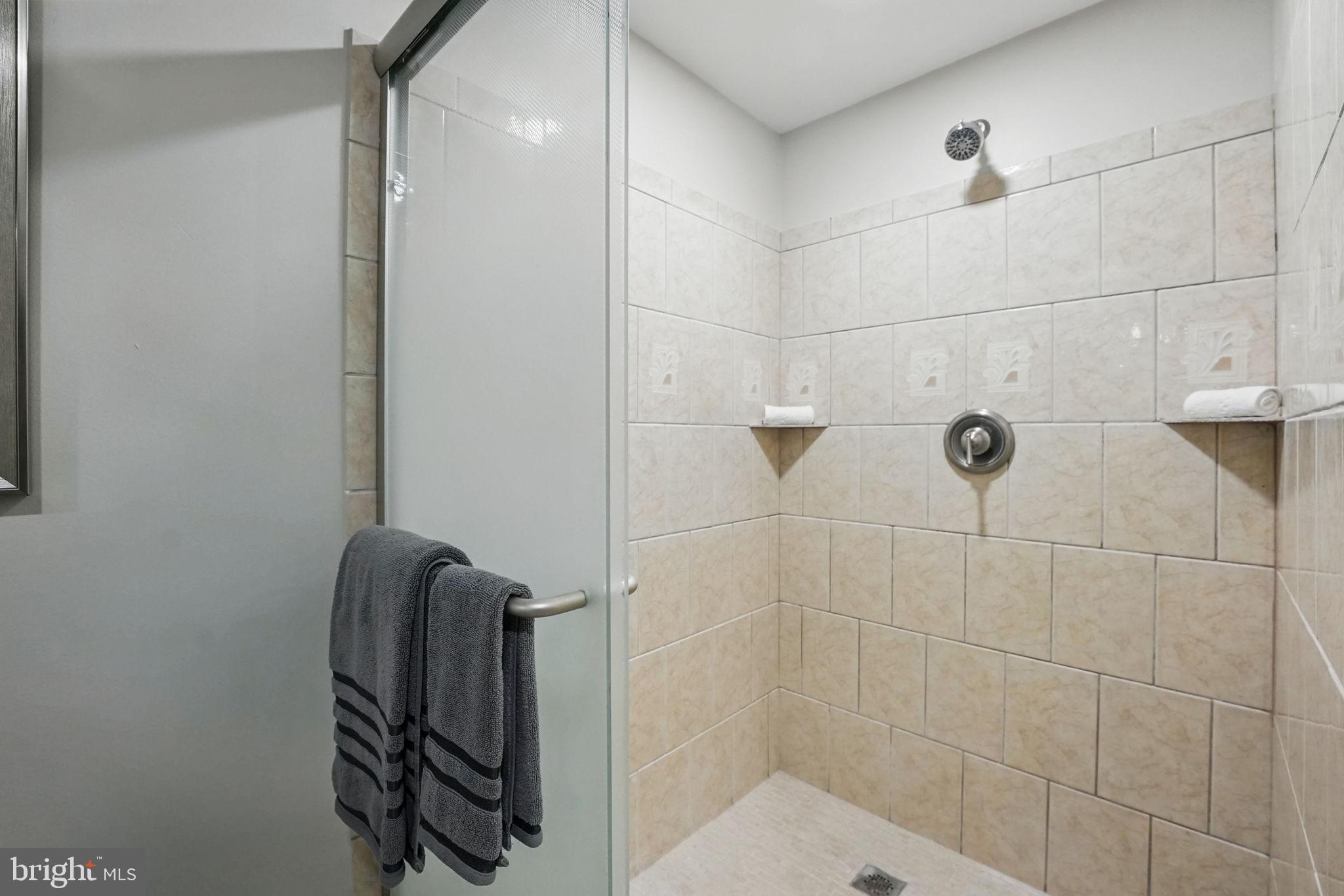 FOX MILL WOODS - Residential