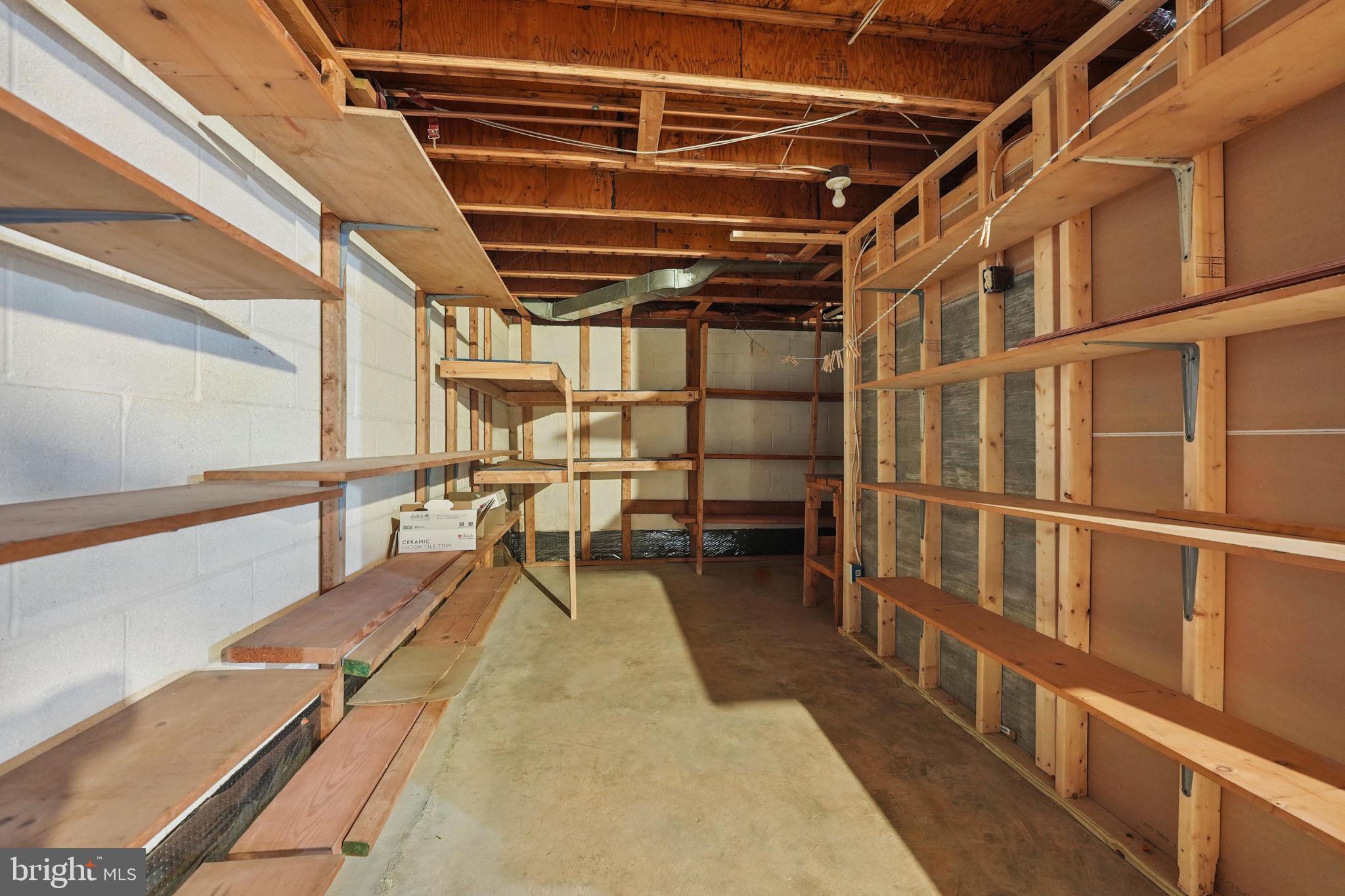 FOX MILL WOODS - Residential