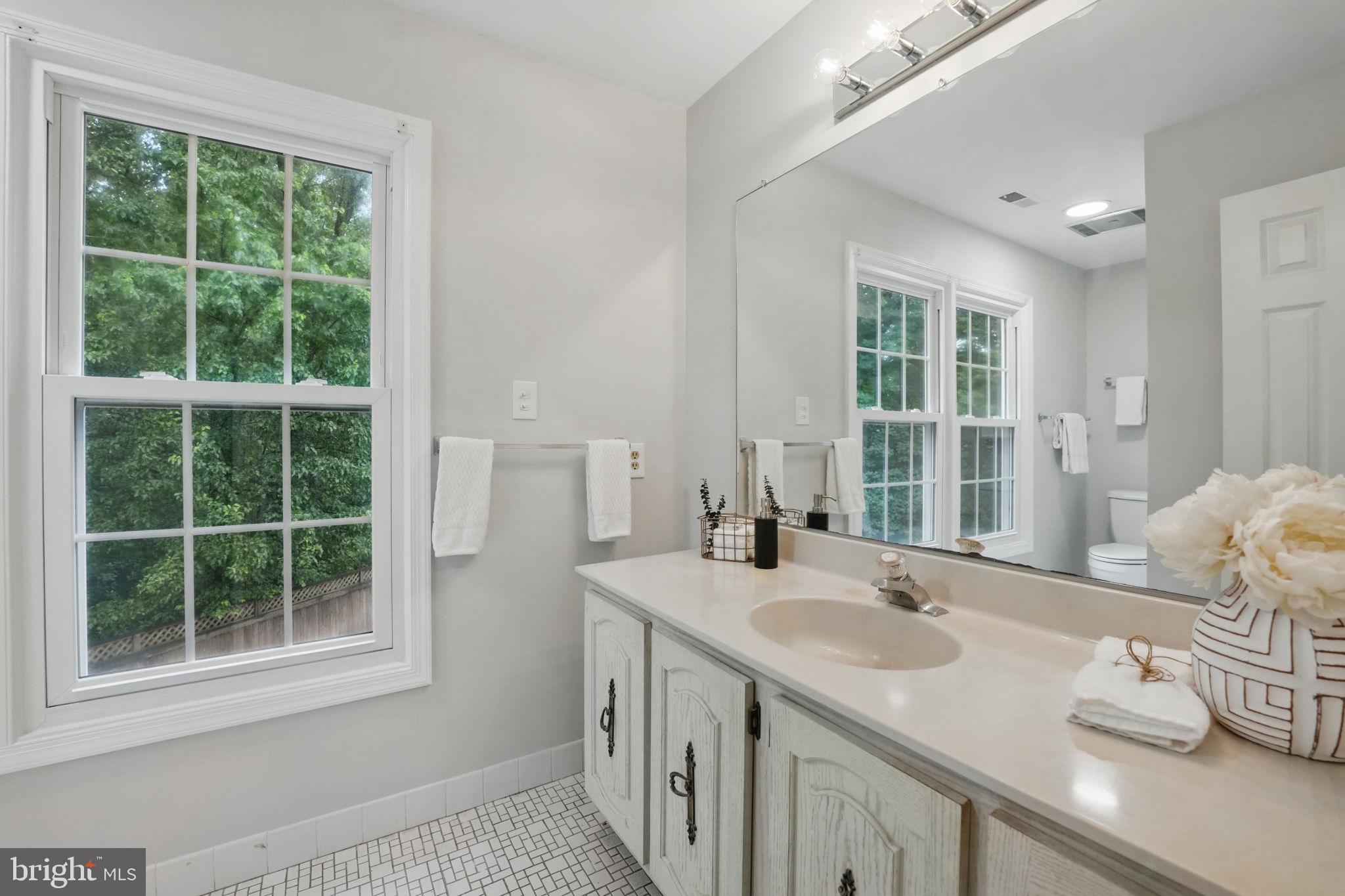 FOX MILL WOODS - Residential