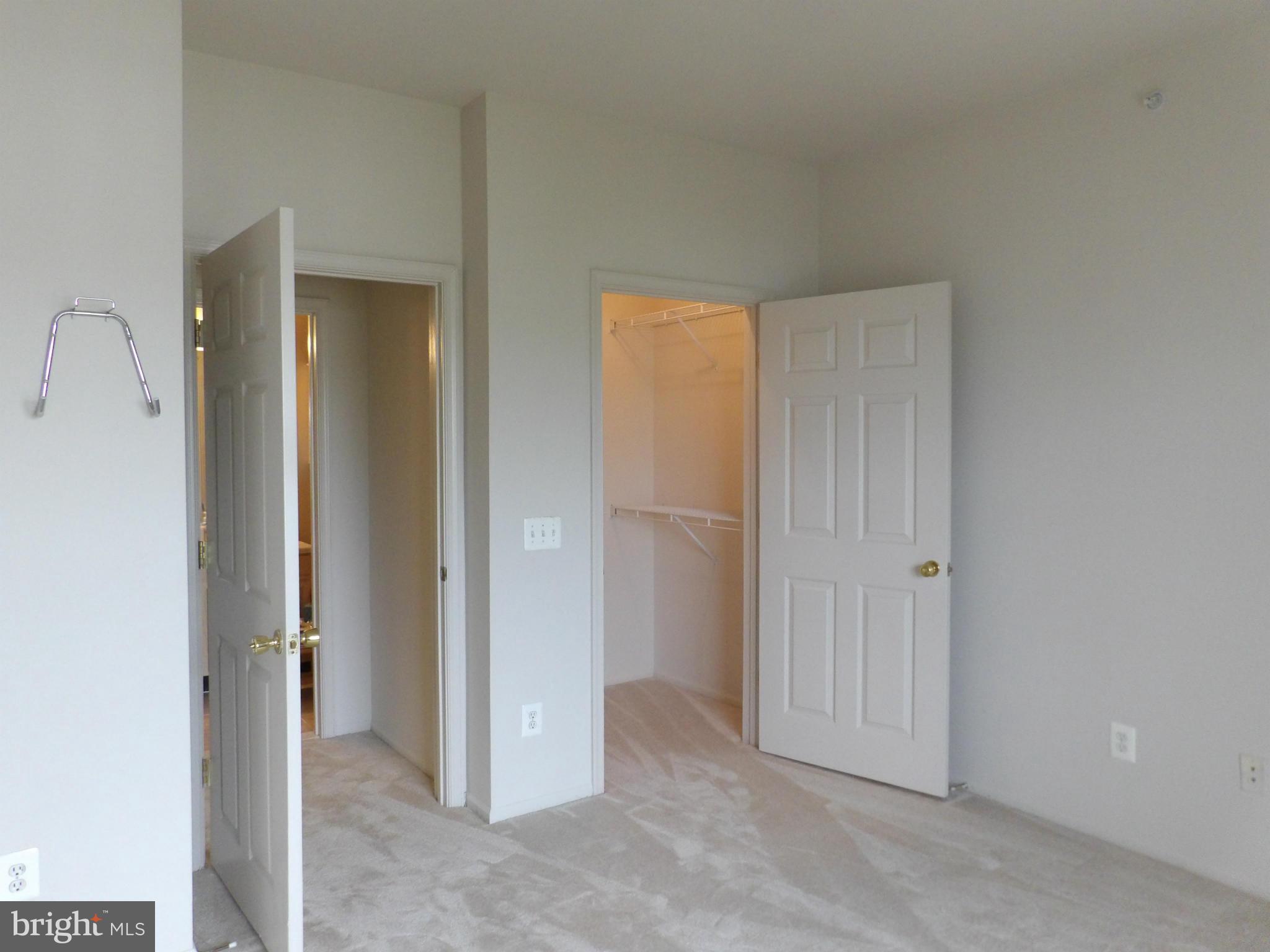 GATES OF MCLEAN - Residential Lease