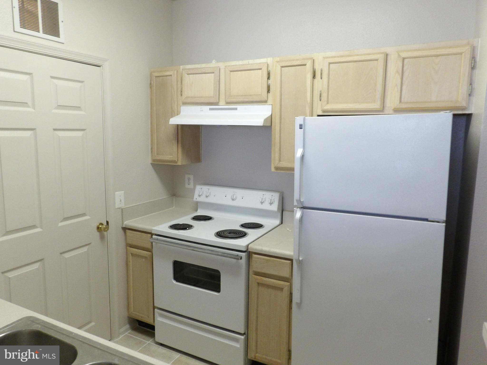 GATES OF MCLEAN - Residential Lease