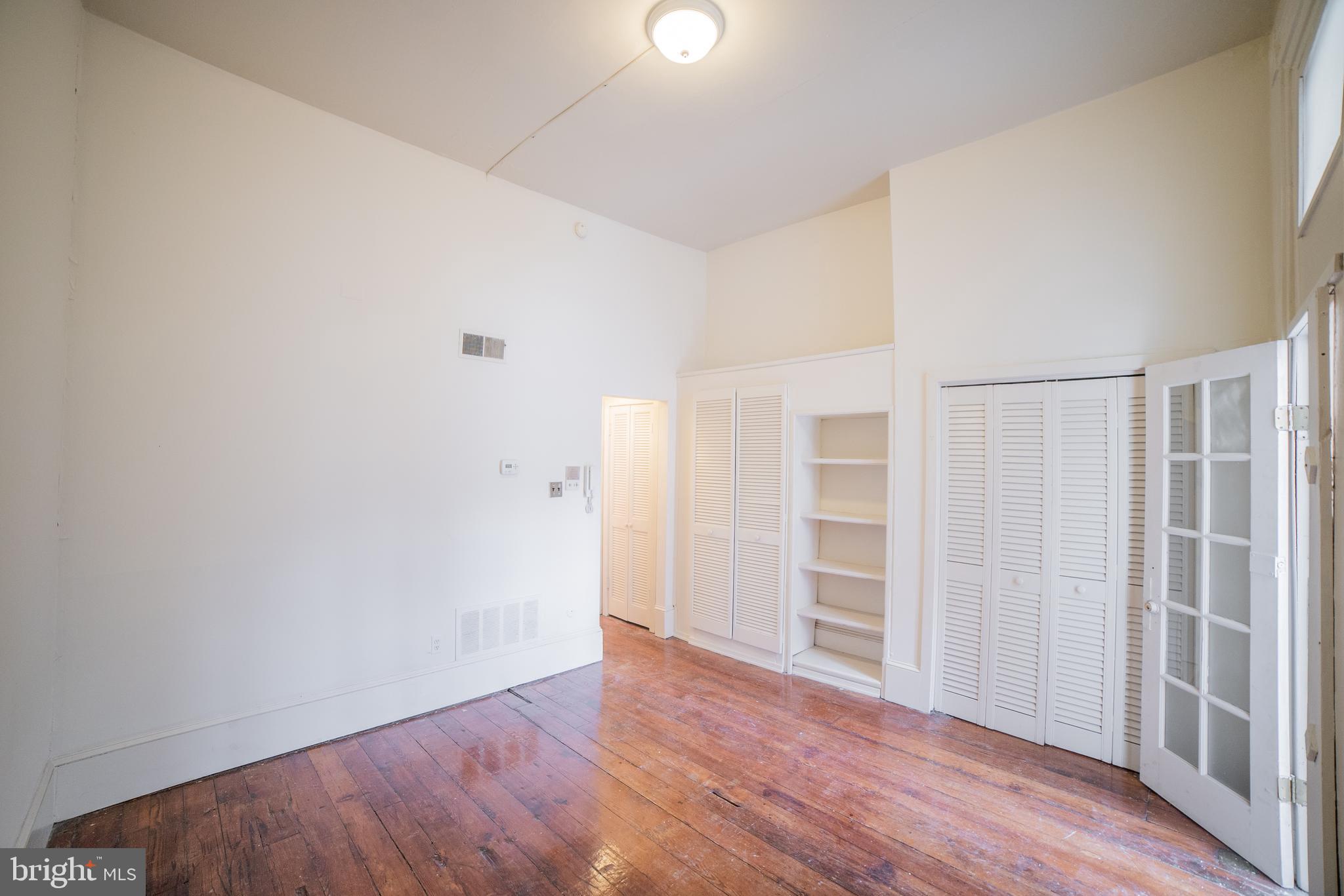 WASHINGTON SQ WEST - Residential Lease