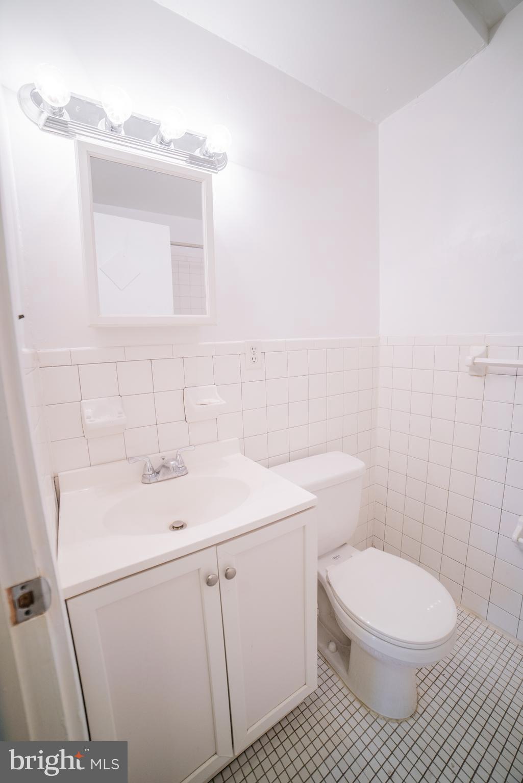 WASHINGTON SQ WEST - Residential Lease