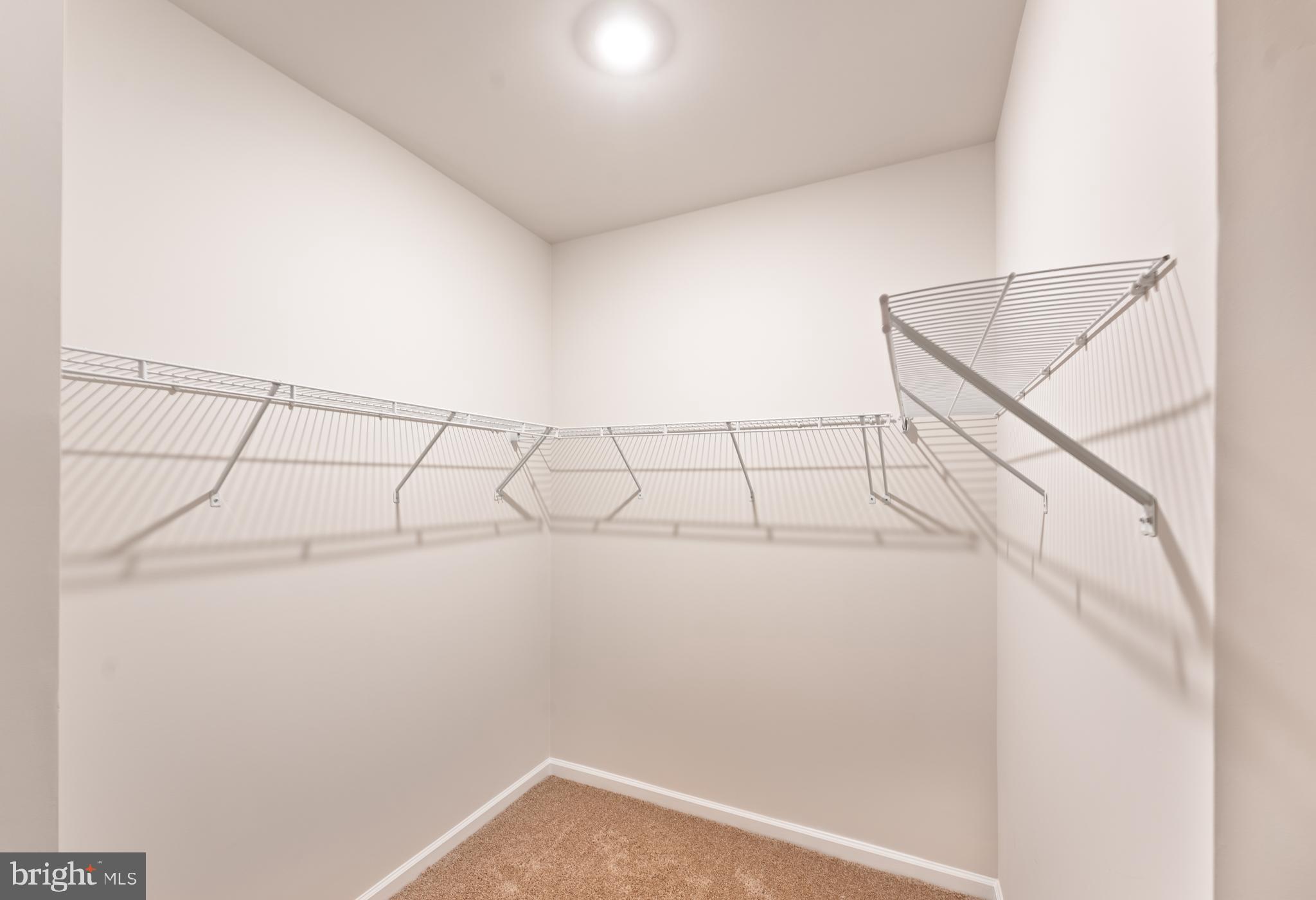 POTOMAC STATION MARKETPLACE - Residential Lease