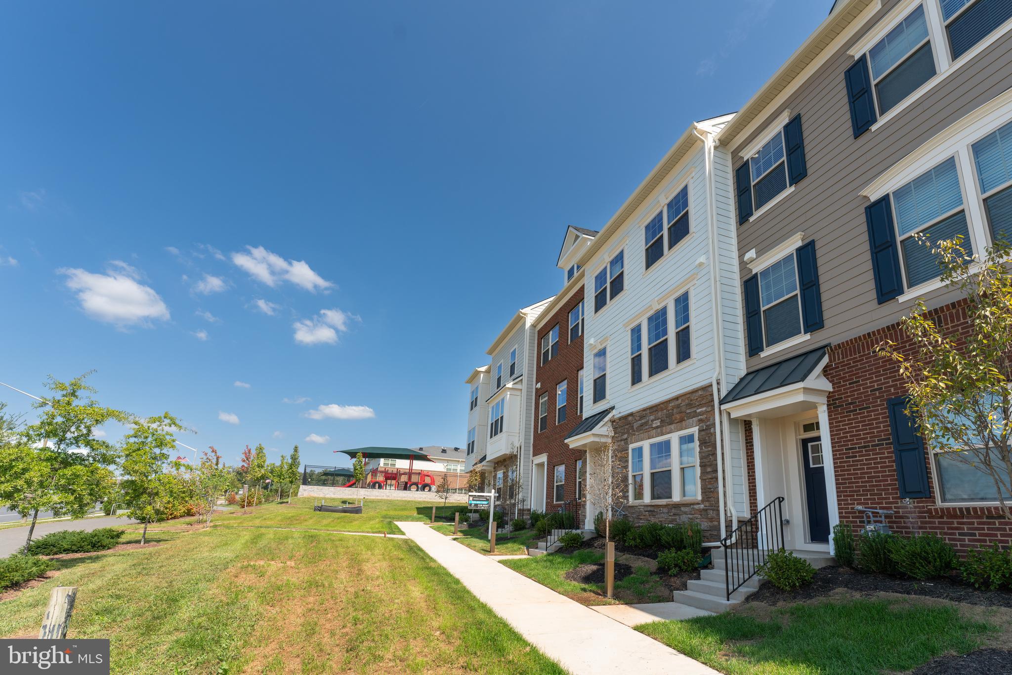 POTOMAC STATION MARKETPLACE - Residential Lease