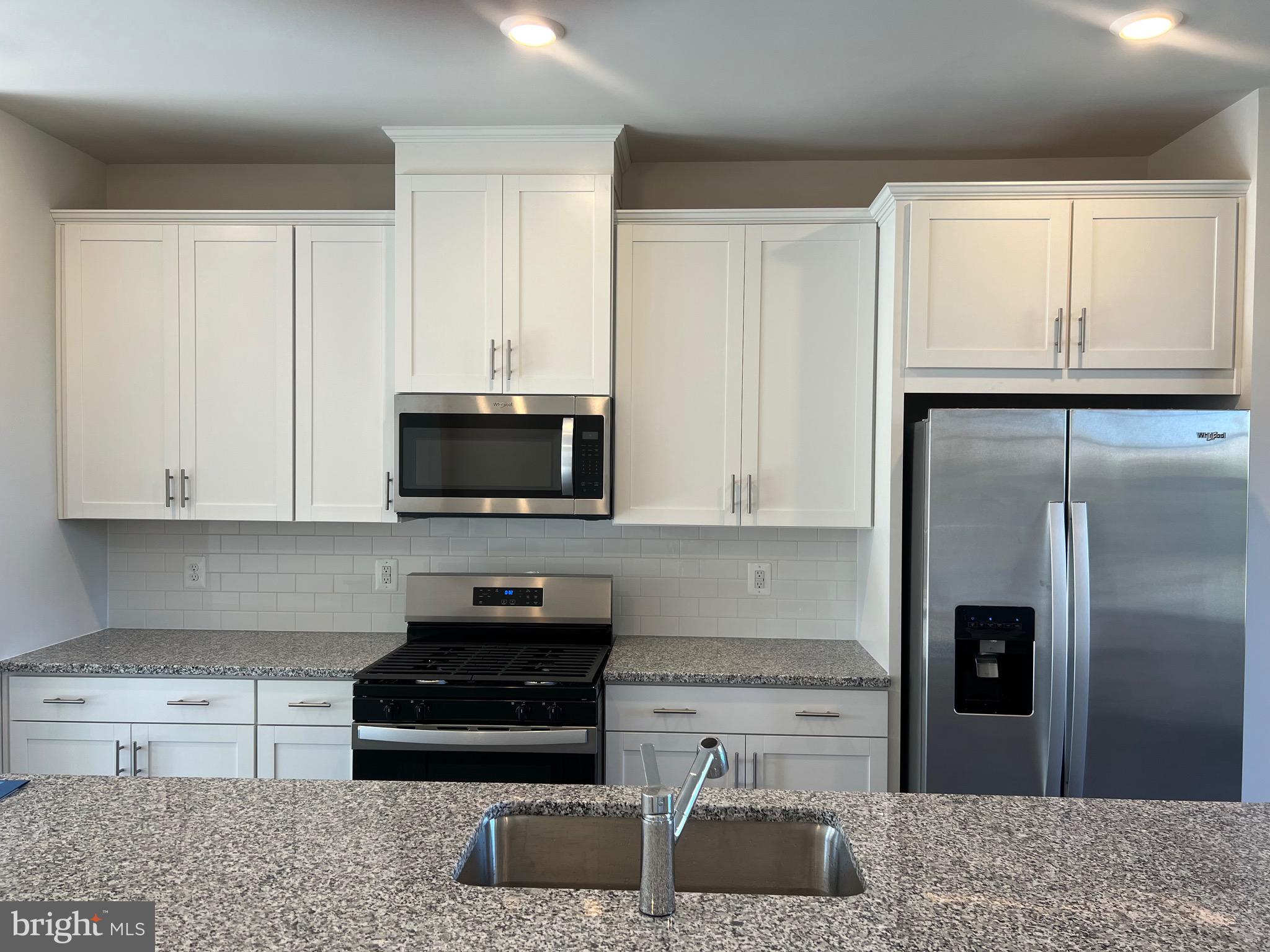 POTOMAC STATION MARKETPLACE - Residential Lease