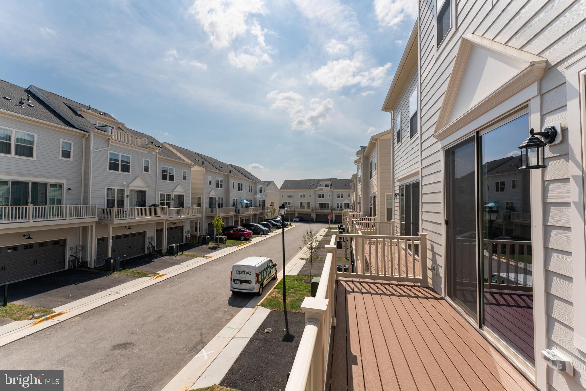 POTOMAC STATION MARKETPLACE - Residential Lease