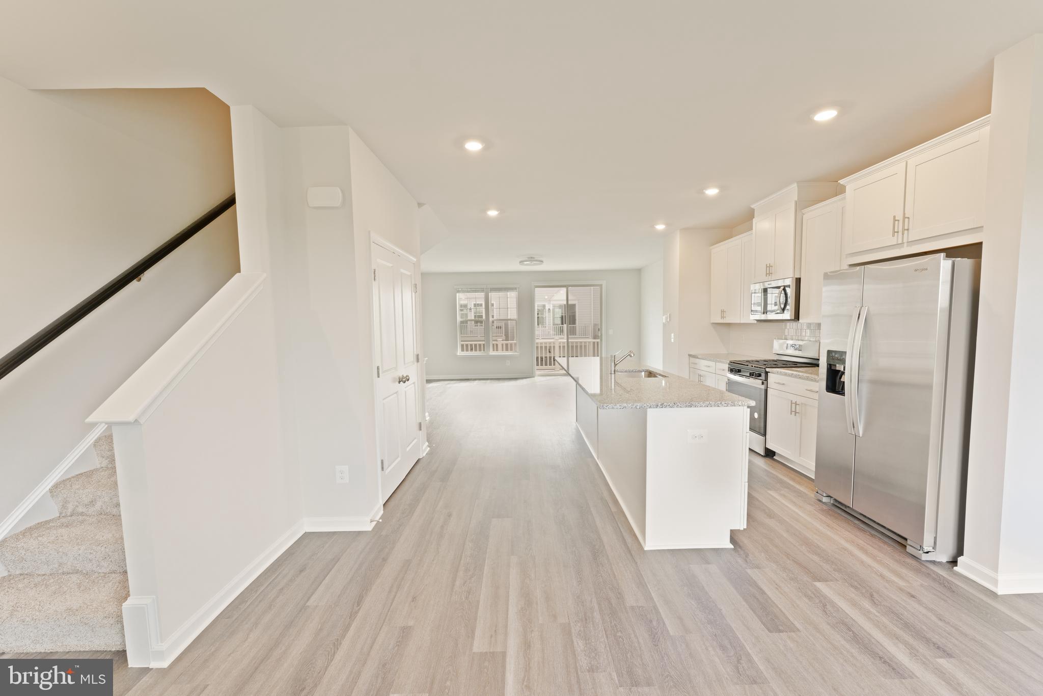 POTOMAC STATION MARKETPLACE - Residential Lease