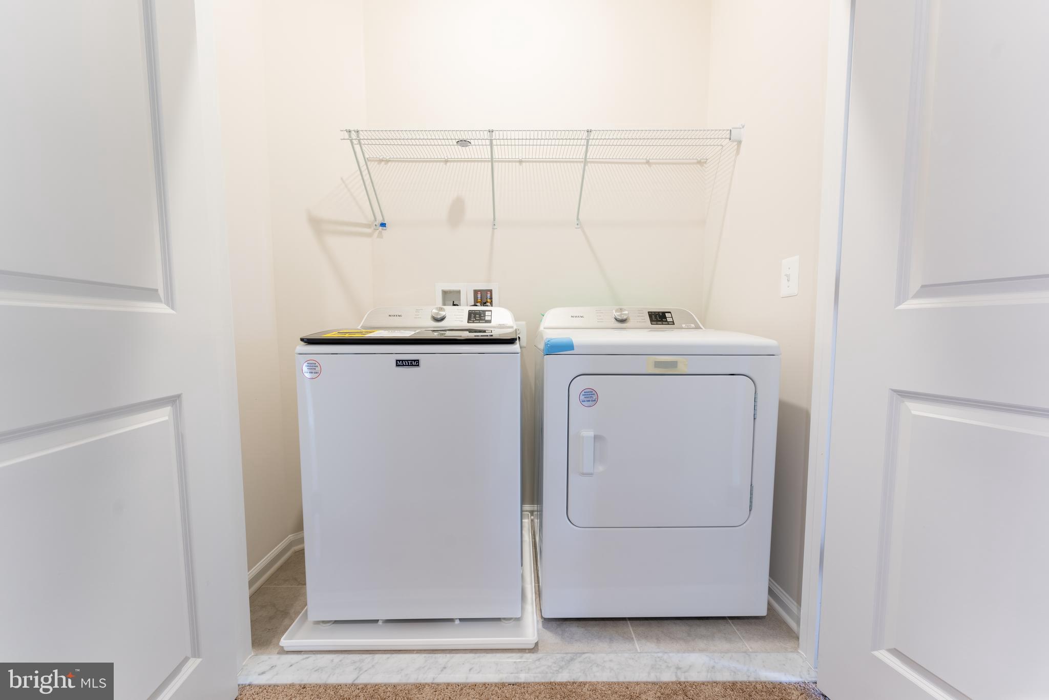 POTOMAC STATION MARKETPLACE - Residential Lease