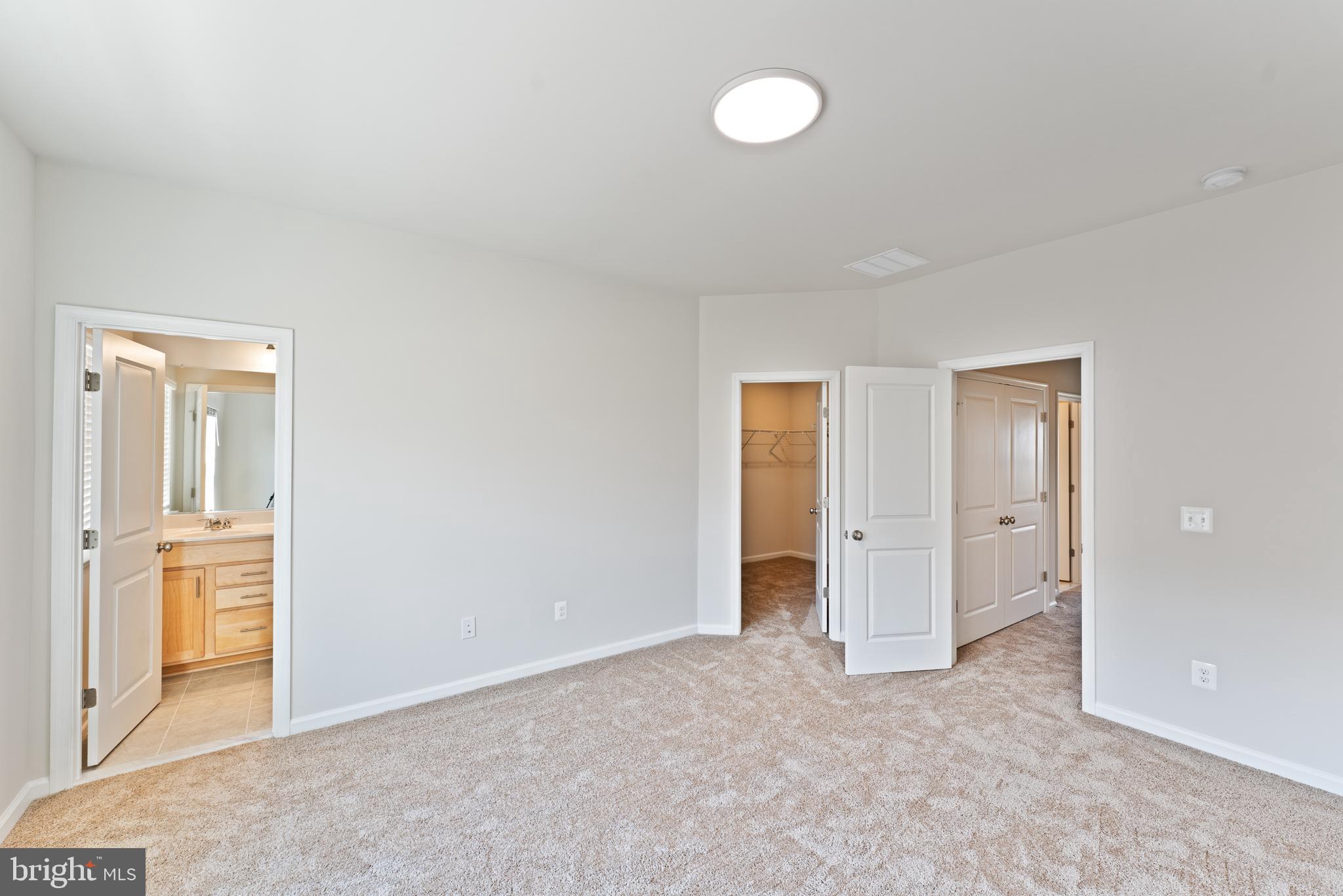 POTOMAC STATION MARKETPLACE - Residential Lease