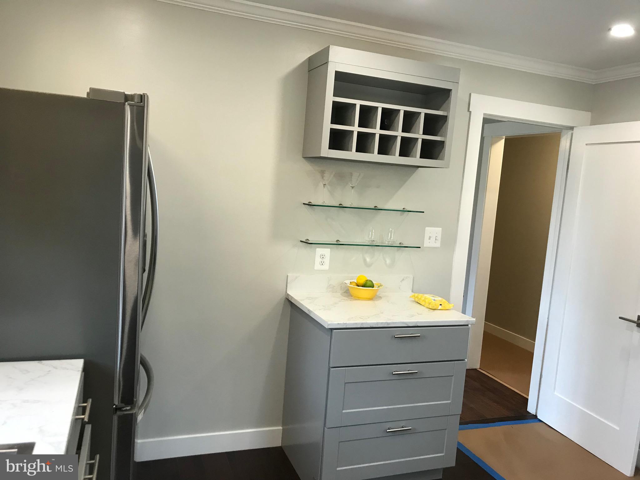 927 OLD ANNAPOLIS NECK ROAD