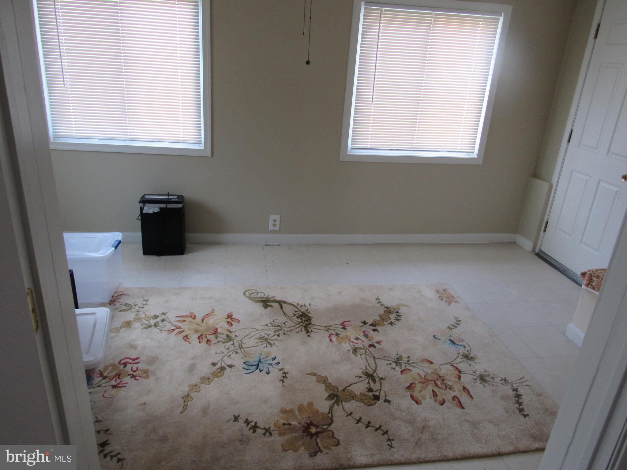 KENILWORTH PARK - Residential