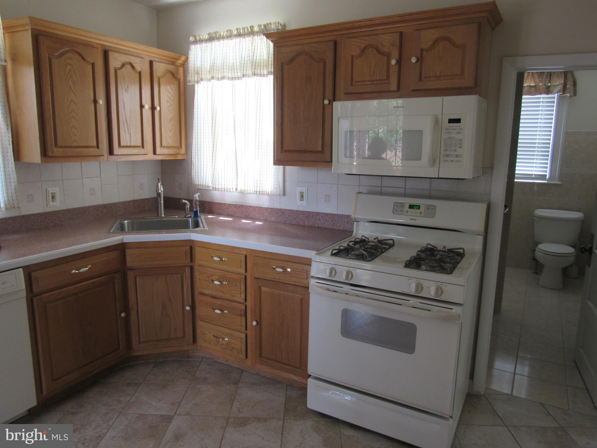 KENILWORTH PARK - Residential