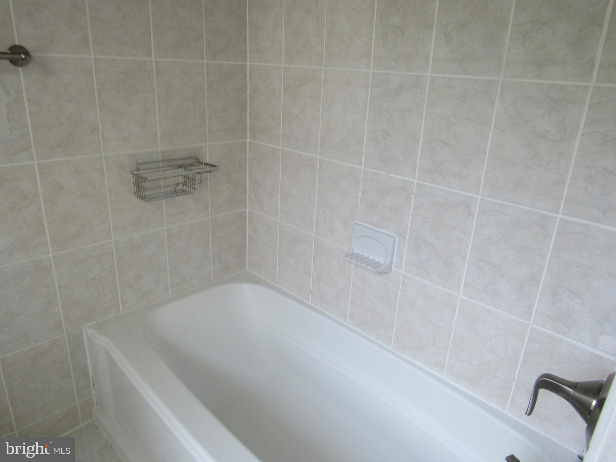 KENILWORTH PARK - Residential