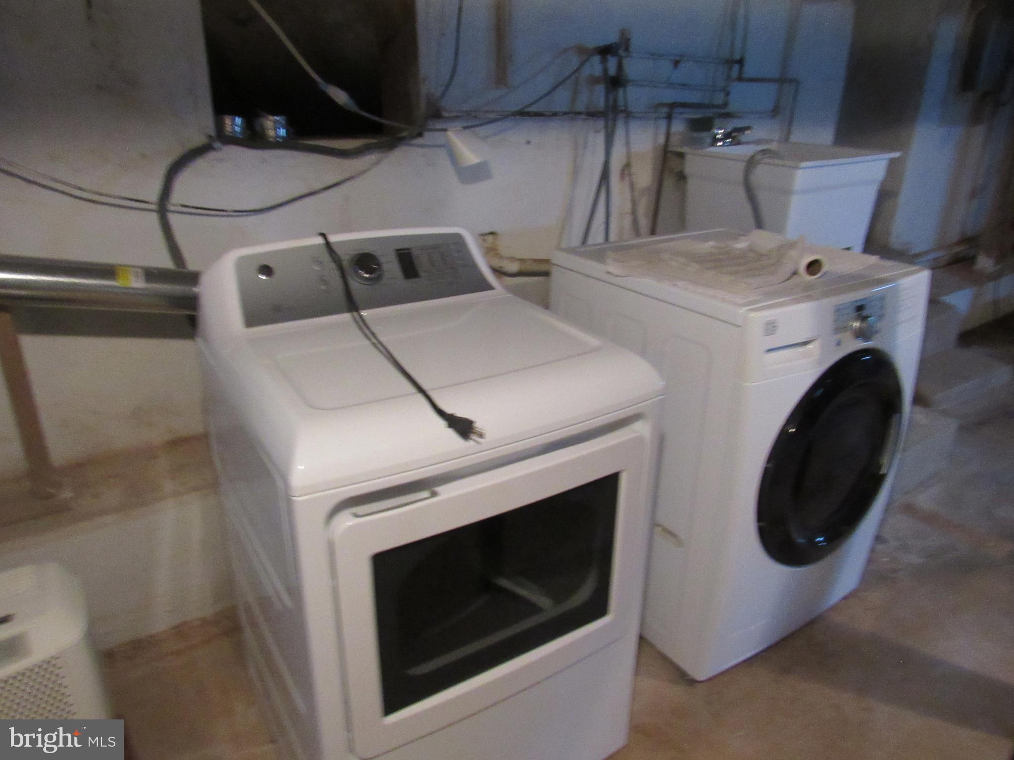 KENILWORTH PARK - Residential