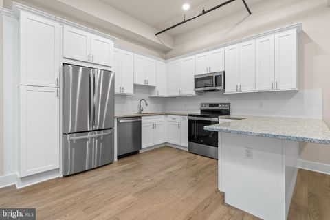 Tiny photo for 30 W Broad Street #SUITE 3, SOUDERTON, PA 18964 (MLS # PAMC2147414)