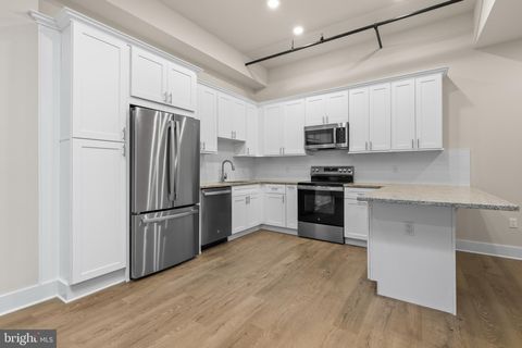 Tiny photo for 30 W Broad Street #SUITE 3, SOUDERTON, PA 18964 (MLS # PAMC2147414)