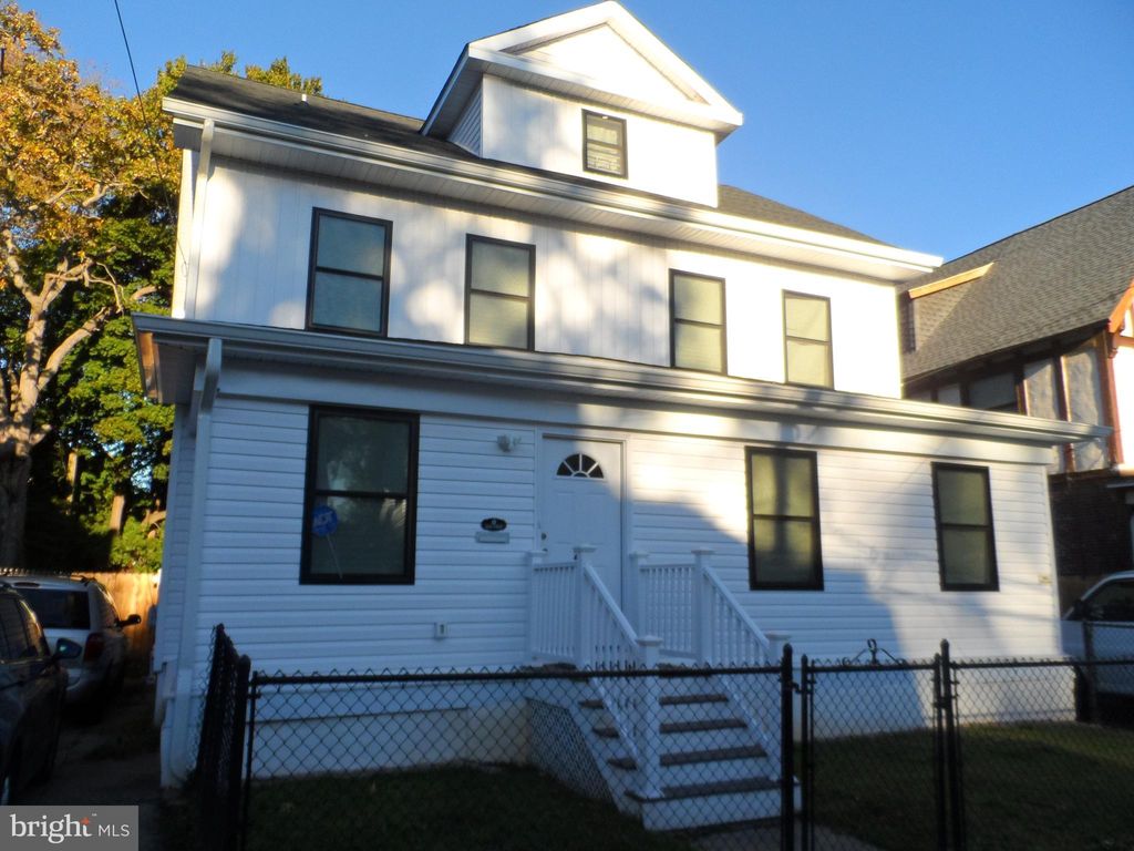 Photo of 27 Atterbury Avenue, TRENTON, NJ 08618 (MLS # NJME2067598)