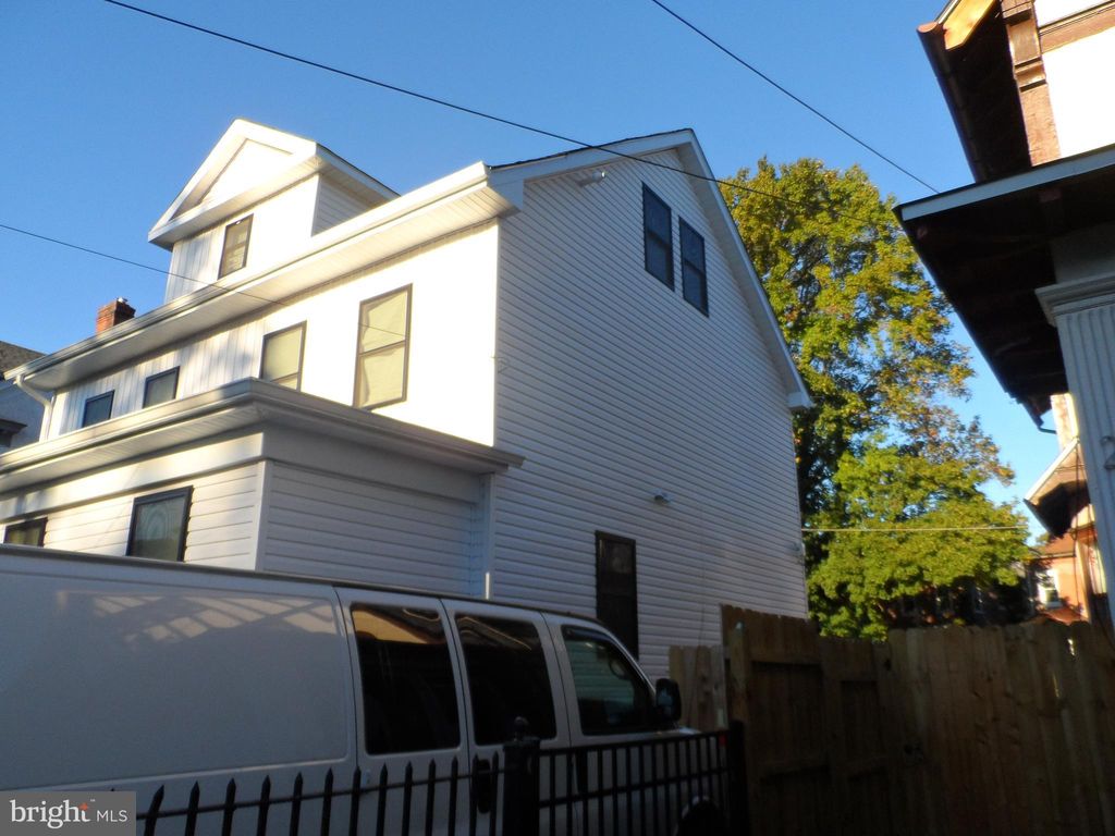Photo of 27 Atterbury Avenue, TRENTON, NJ 08618 (MLS # NJME2067598)
