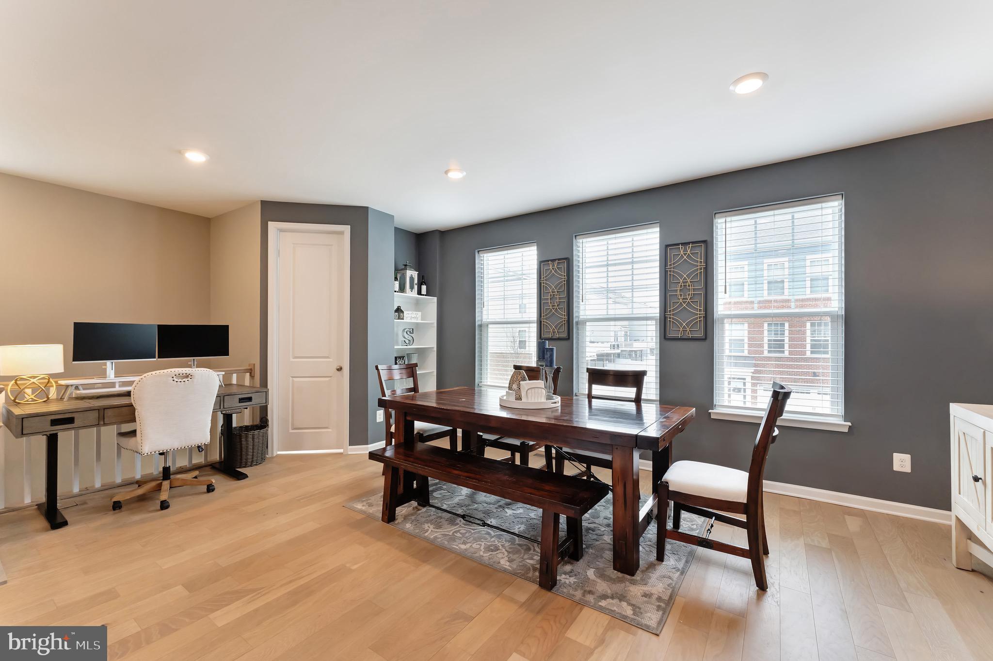 GOOSE CREEK - Residential