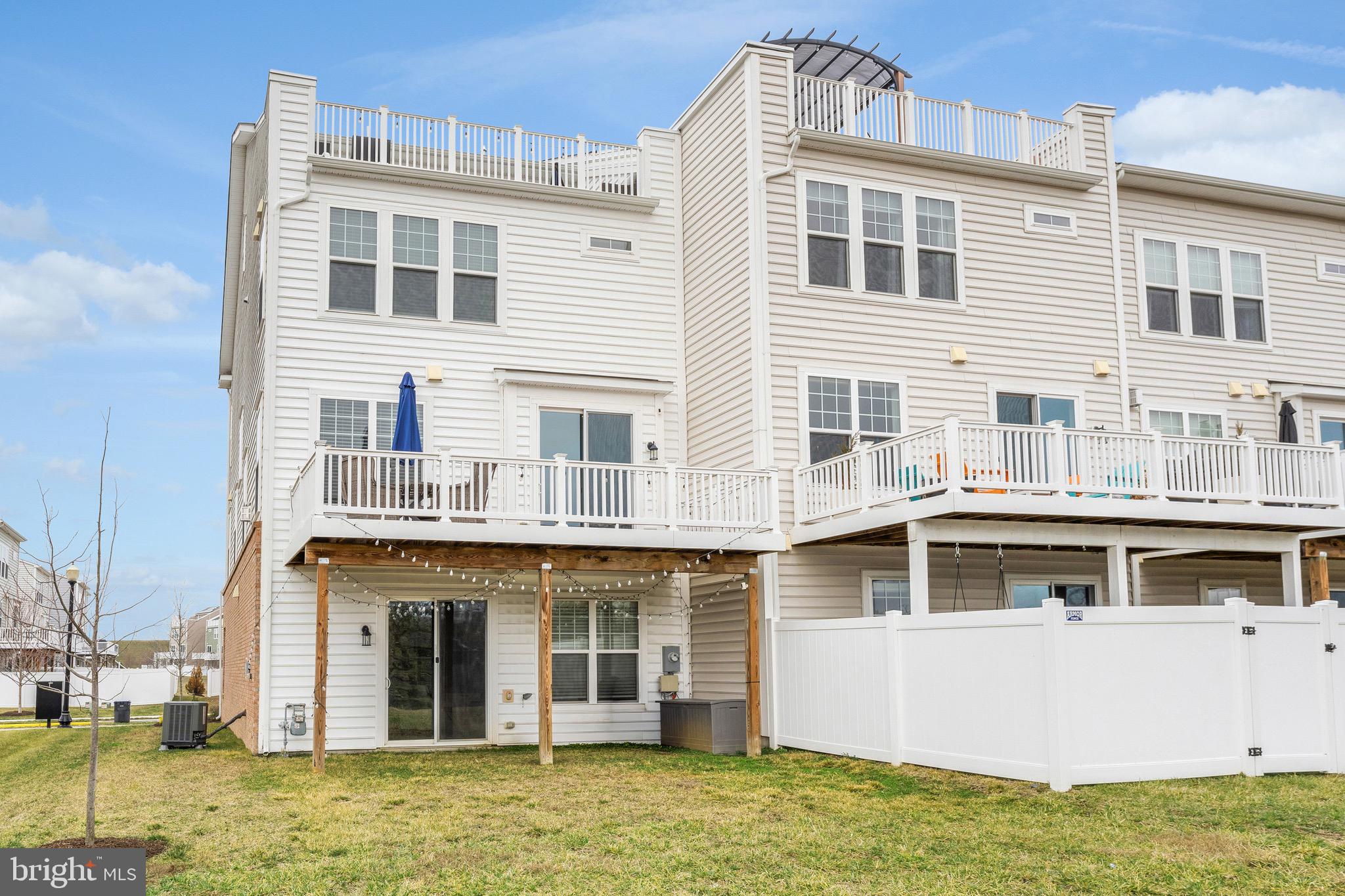 GOOSE CREEK - Residential