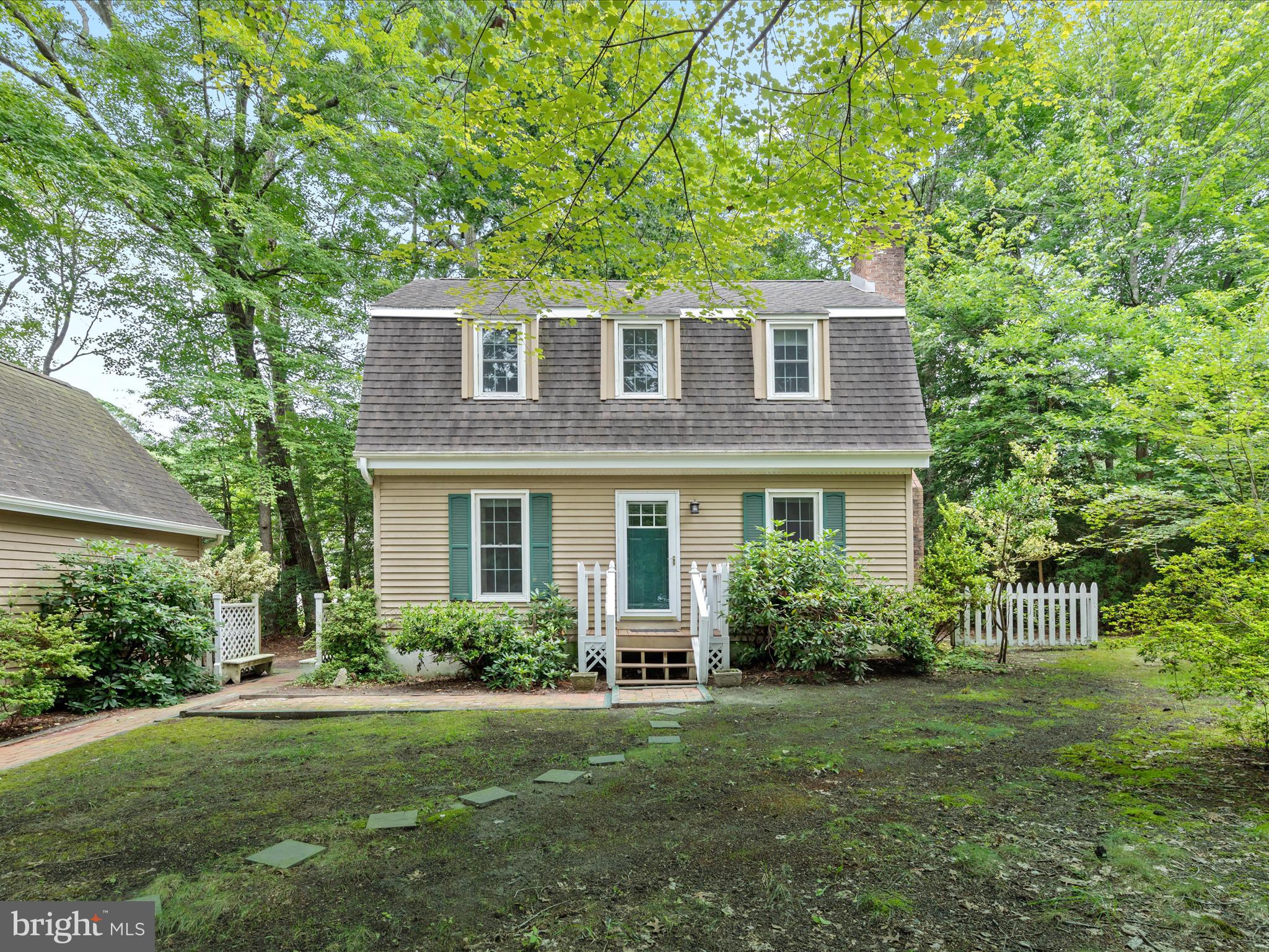 5 LIGHTHOUSE COURT