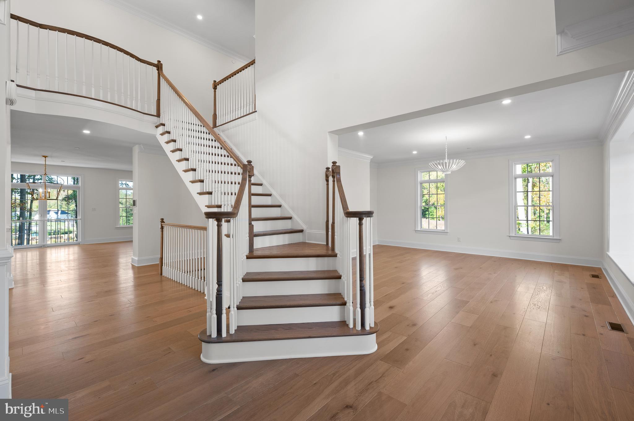 VILLAGE OF FOUR SEASONS - Residential