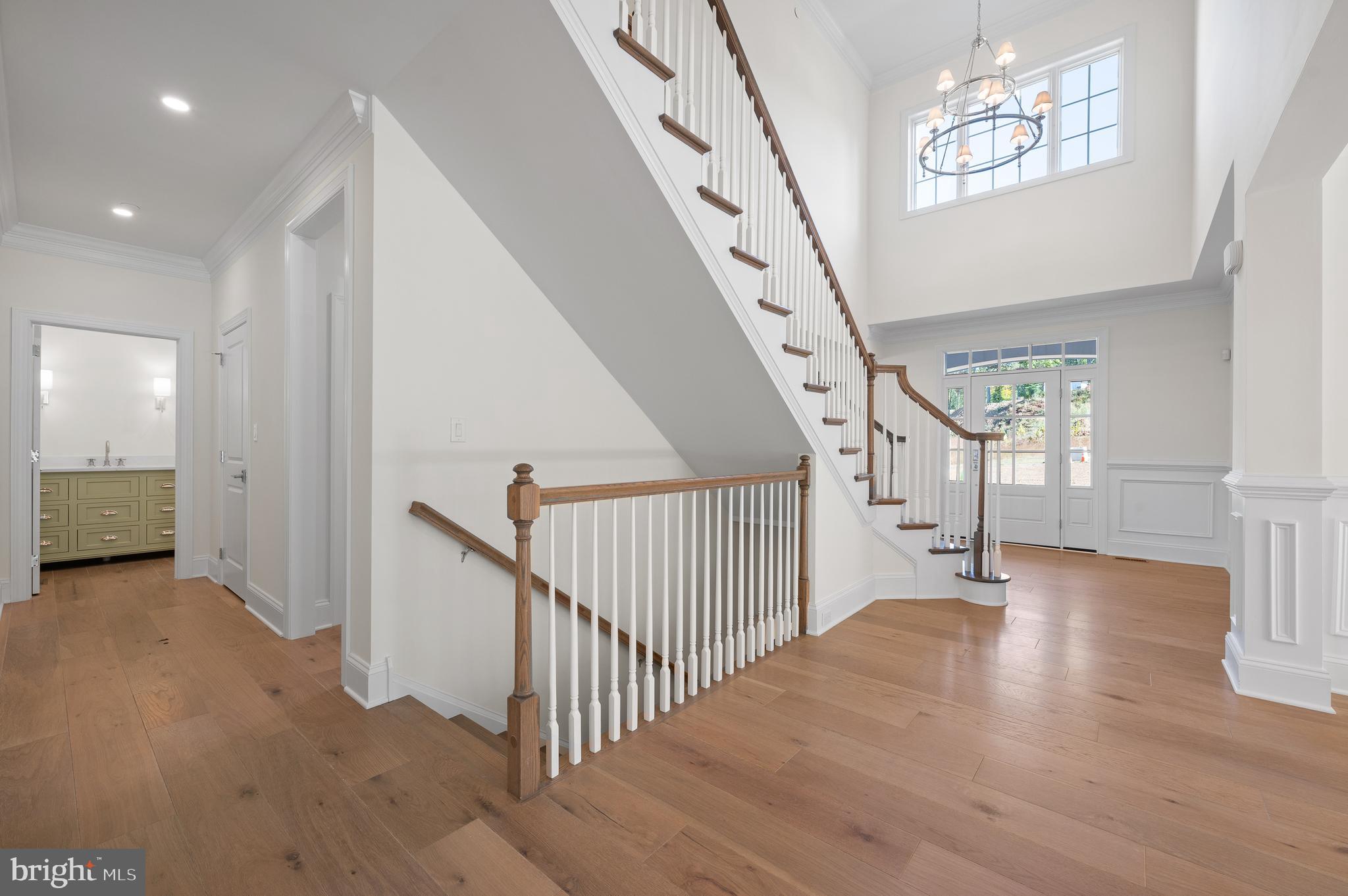 VILLAGE OF FOUR SEASONS - Residential