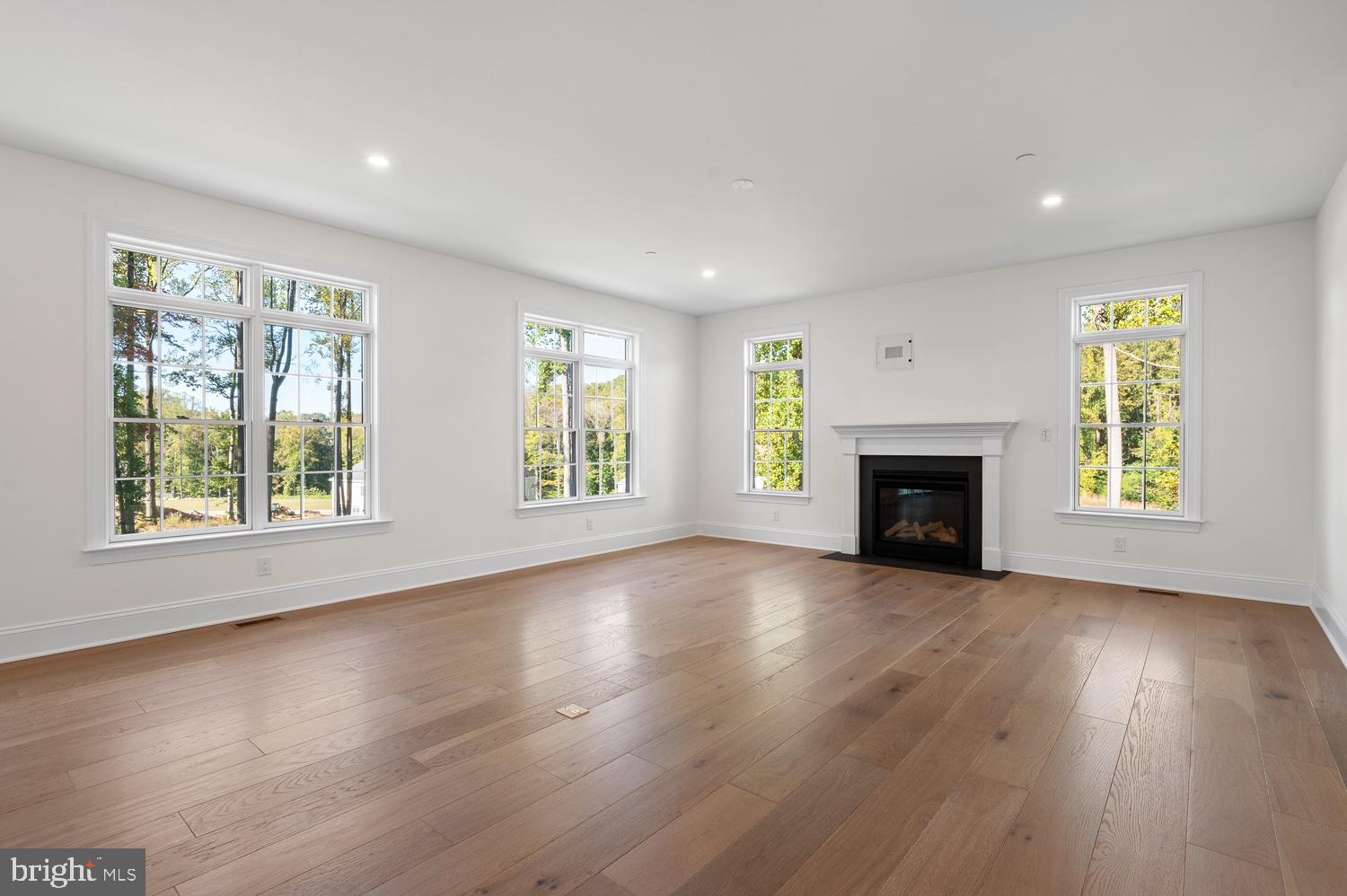 VILLAGE OF FOUR SEASONS - Residential