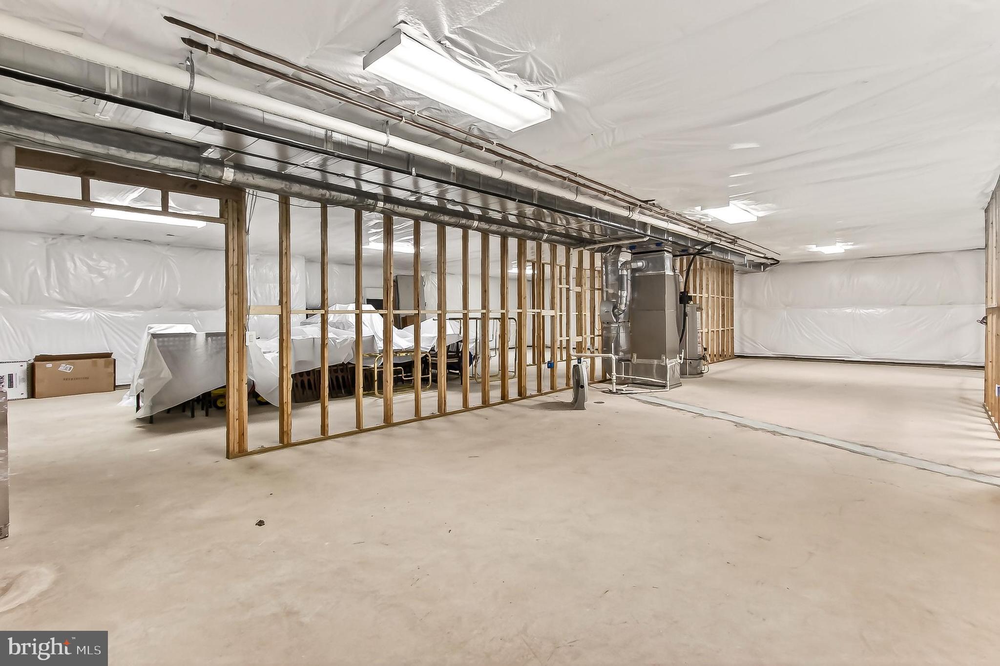 THE SINGING WOODS - Residential