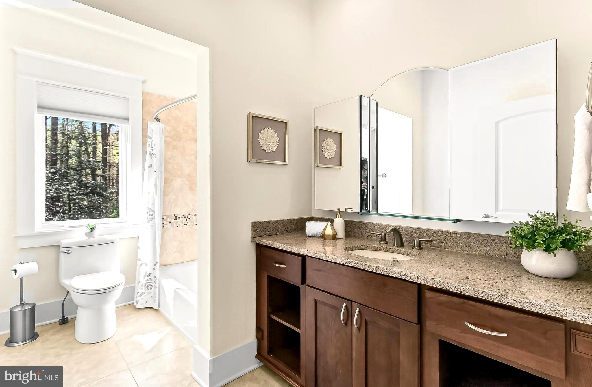 THE SINGING WOODS - Residential