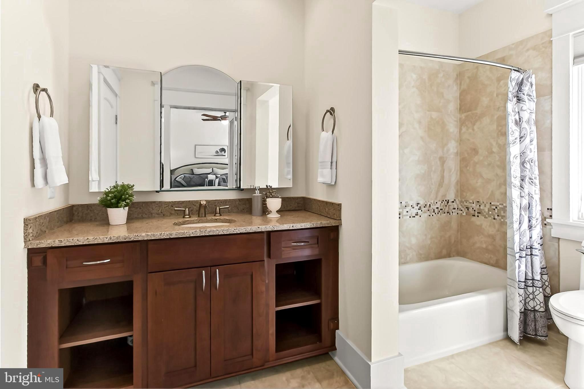 THE SINGING WOODS - Residential